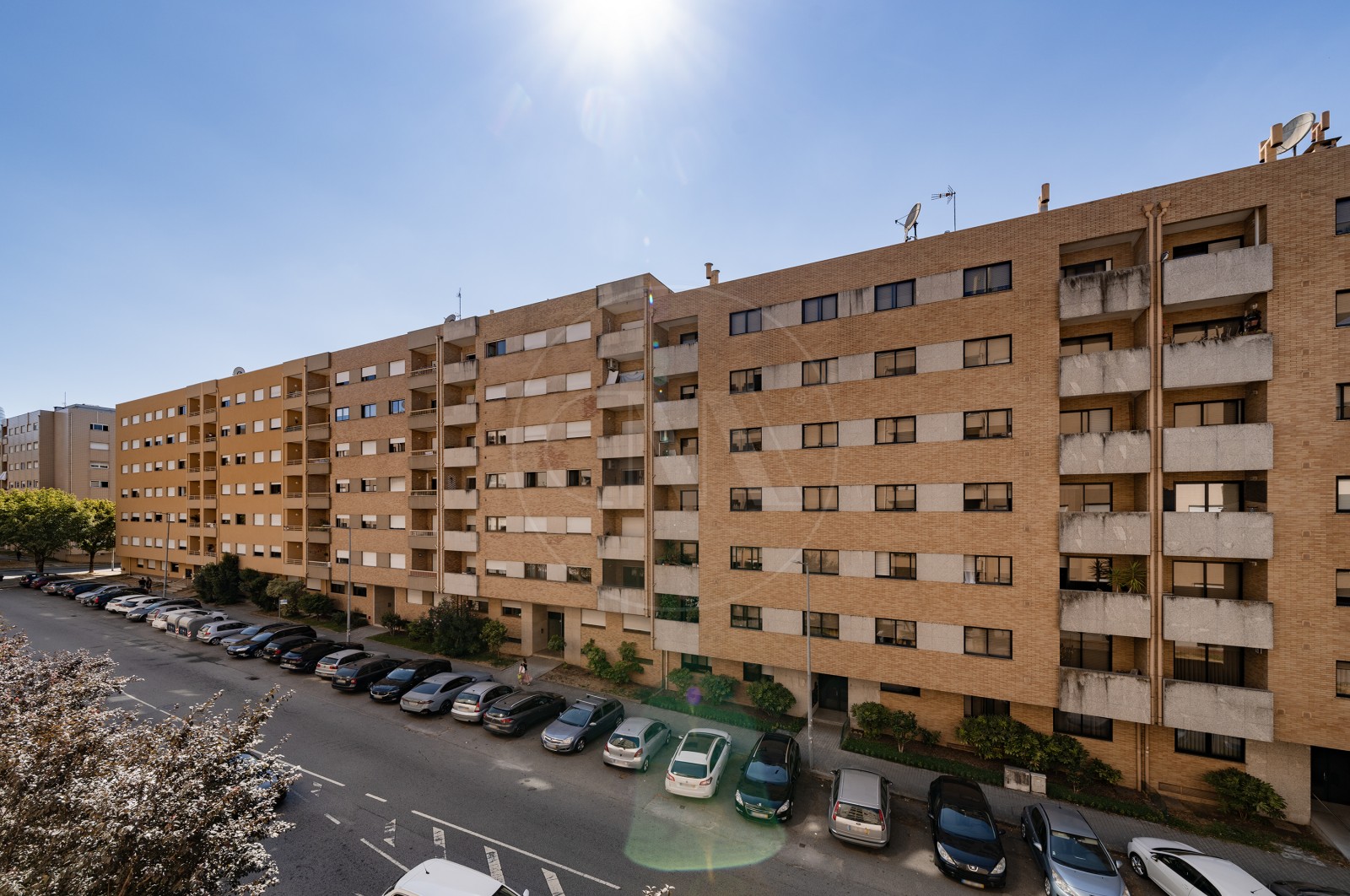 Apartamento T2 para Venda em Nogueira, Fraião e Lamaçães, Braga, Braga - Vistas (Imagem 2)