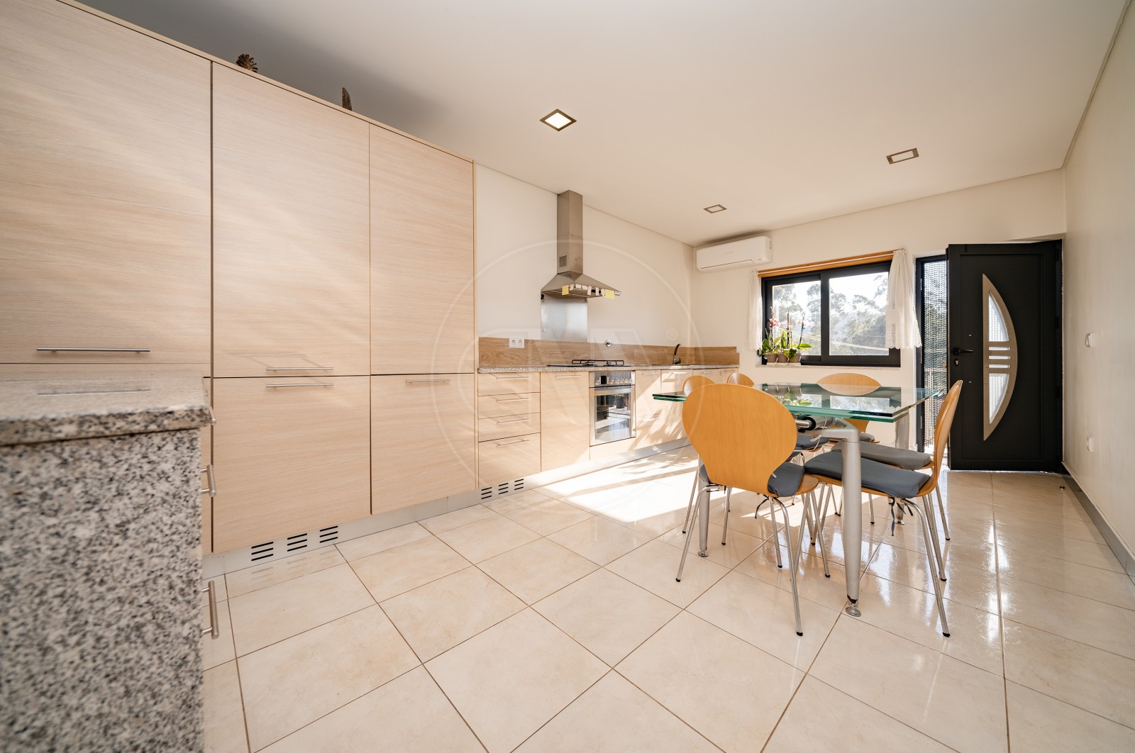 Moradia T2 para Venda em Escudeiros e Penso (Santo Estêvão e São Vicente), Braga, Braga - Cozinha (Imagem 1)