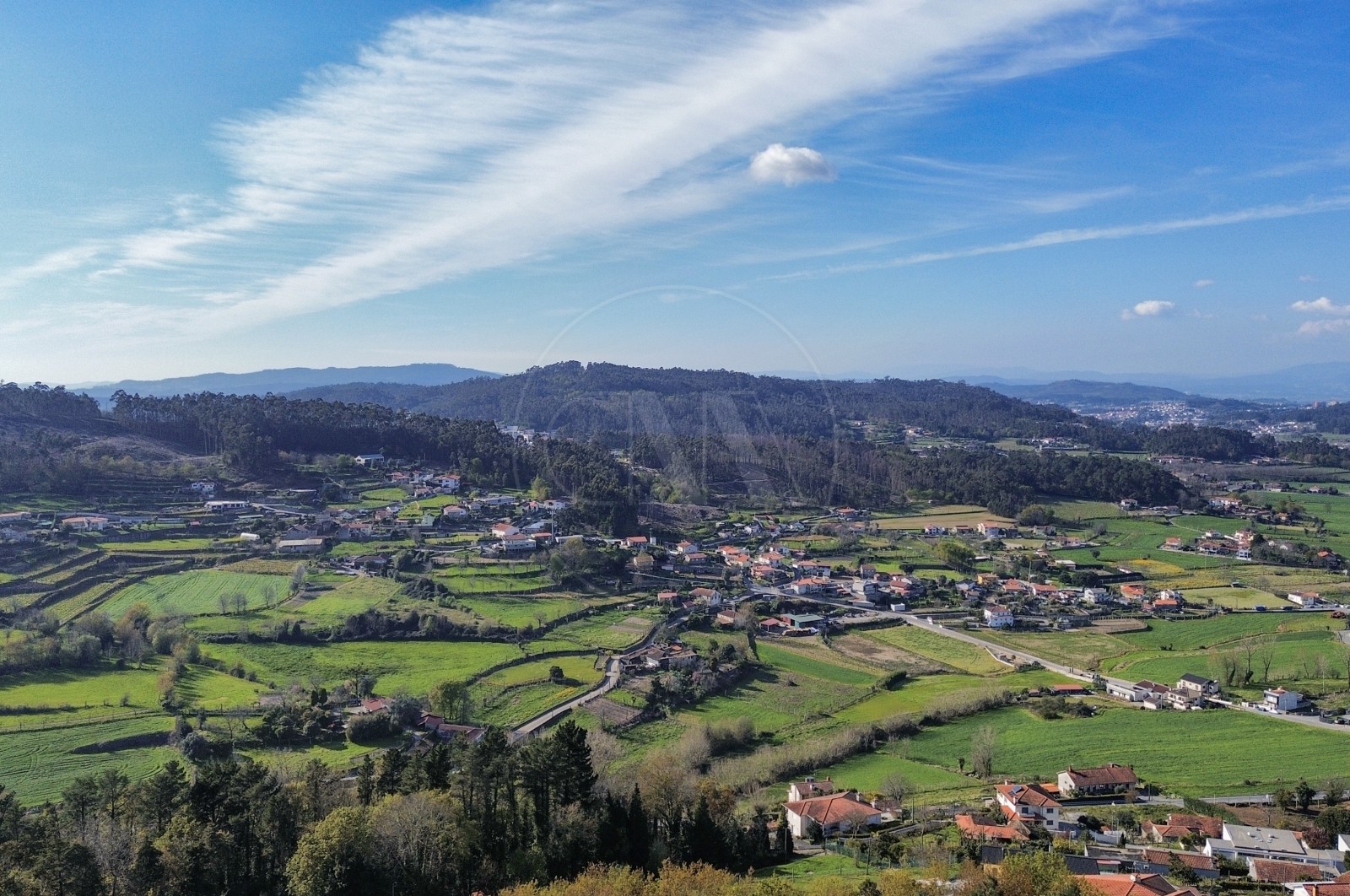 Moradia T2 para Venda em Escudeiros e Penso (Santo Estêvão e São Vicente), Braga, Braga - Vistas (Imagem 2)