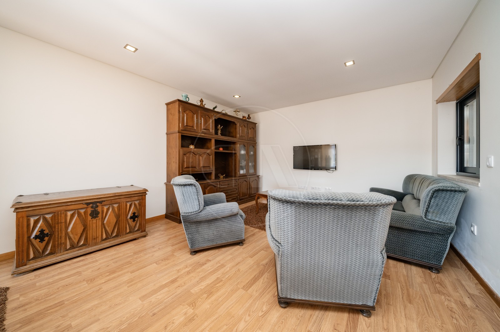 Moradia T2 para Venda em Escudeiros e Penso (Santo Estêvão e São Vicente), Braga, Braga - Sala (Imagem 2)