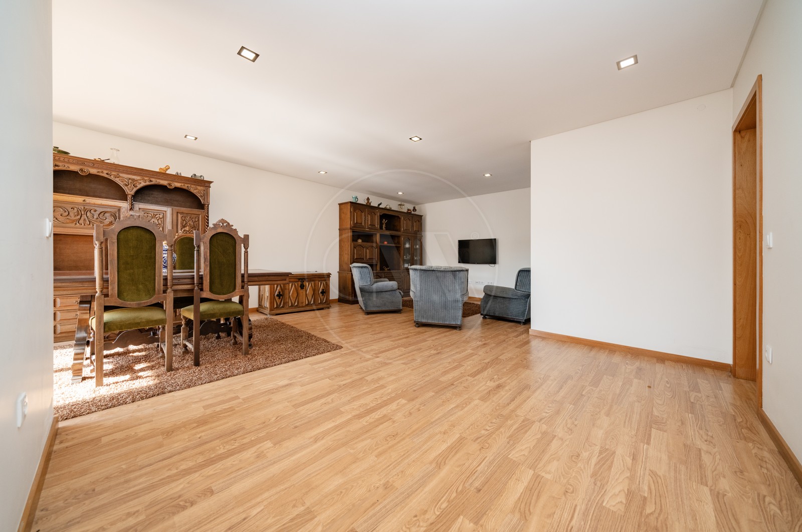 Moradia T2 para Venda em Escudeiros e Penso (Santo Estêvão e São Vicente), Braga, Braga - Sala (Imagem 6)