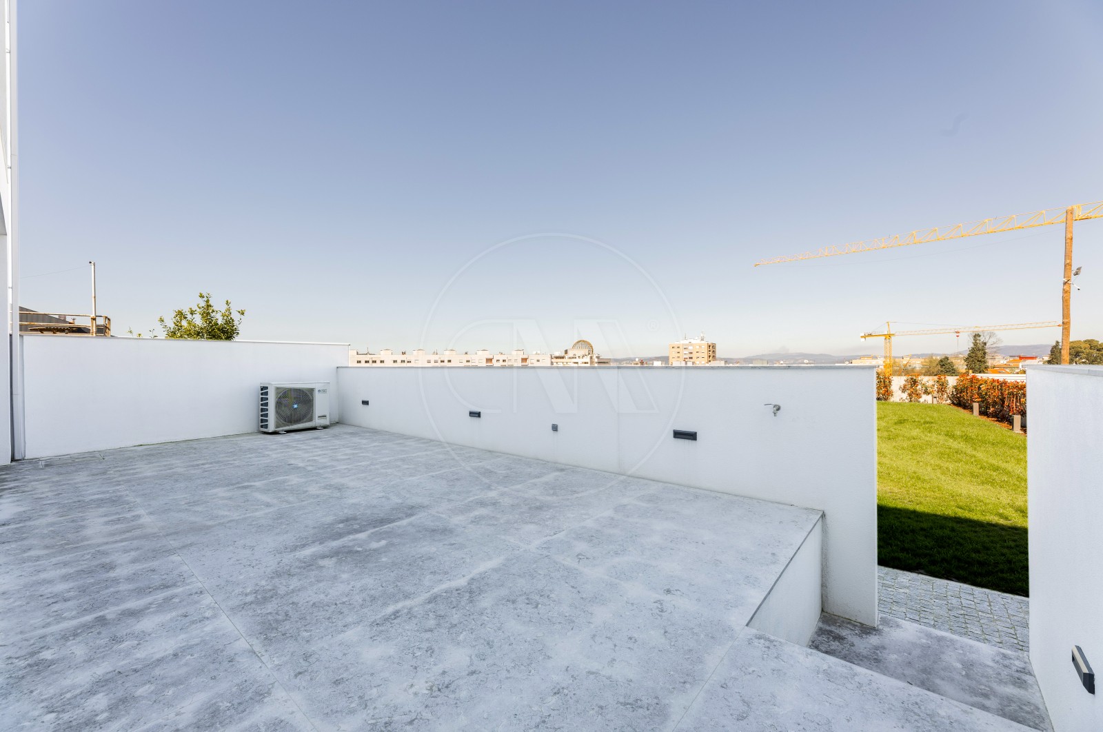 Apartment T2 for For sale in Braga (Maximinos, Sé e Cividade), Braga, Braga - Áreas comuns (Imagem 8)