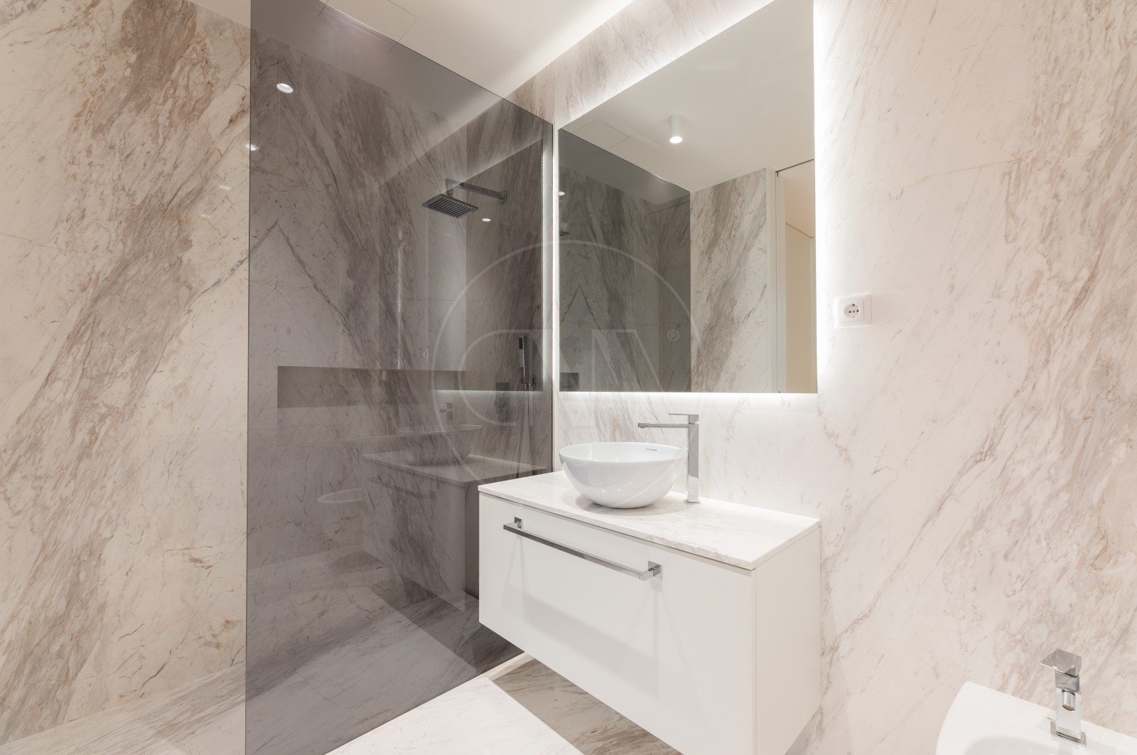 Apartment T2 for For sale in Braga (Maximinos, Sé e Cividade), Braga, Braga - Áreas comuns (Imagem 16)