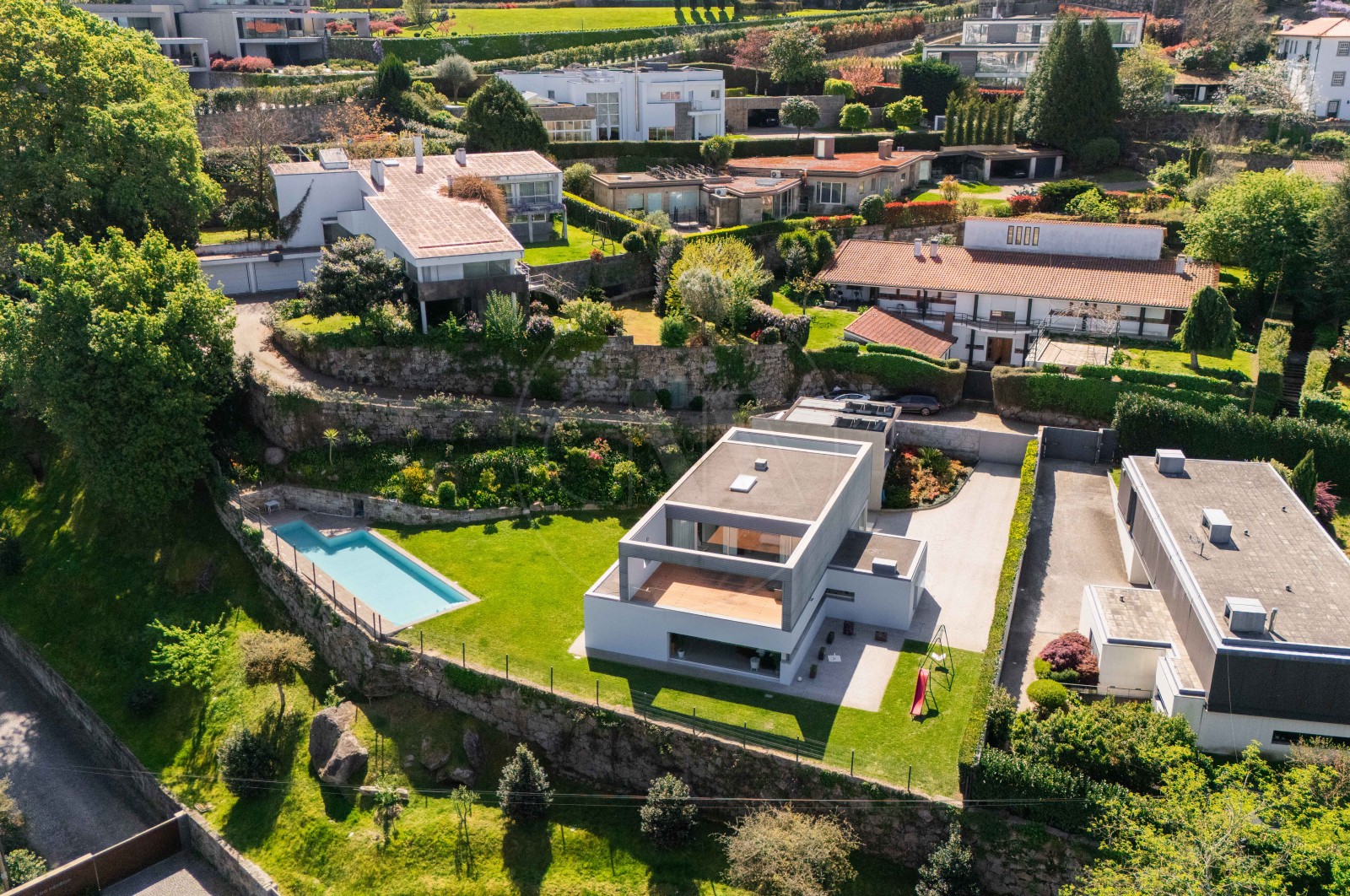 Moradia T4 para Venda em Costa, Guimarães, Braga - Área envolvente (Imagem 2)