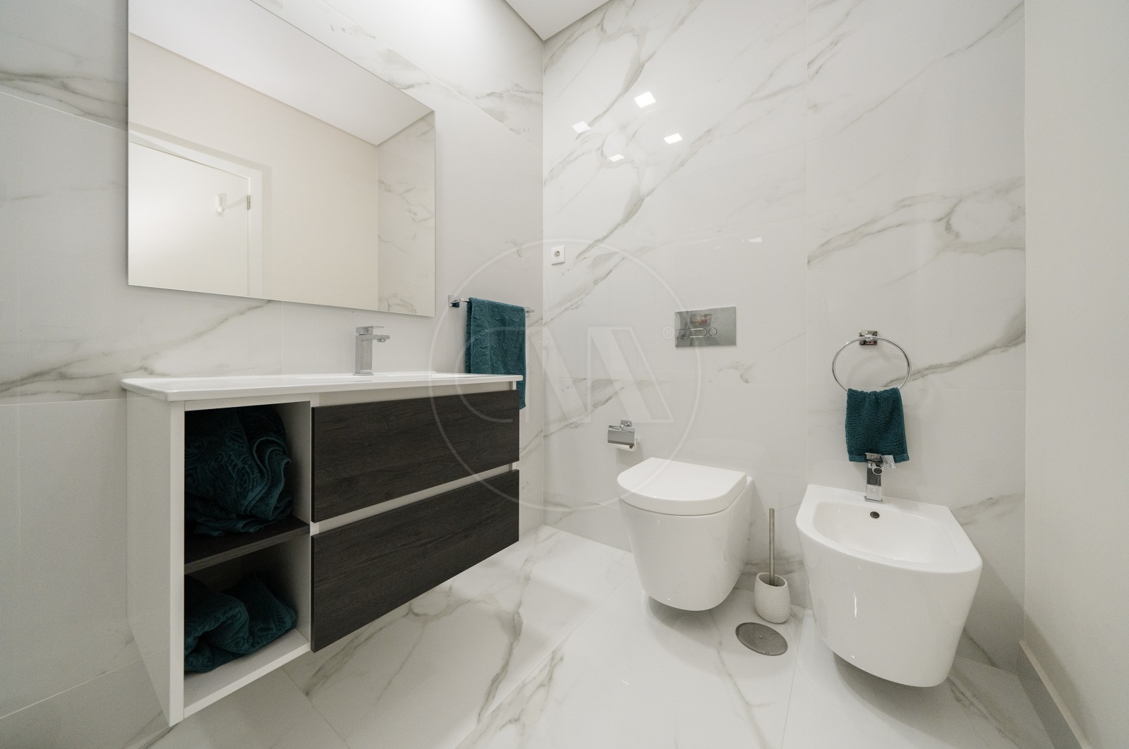 Moradia T3 para Venda em Lomar e Arcos, Braga, Braga - Casa de banho (Imagem 2)