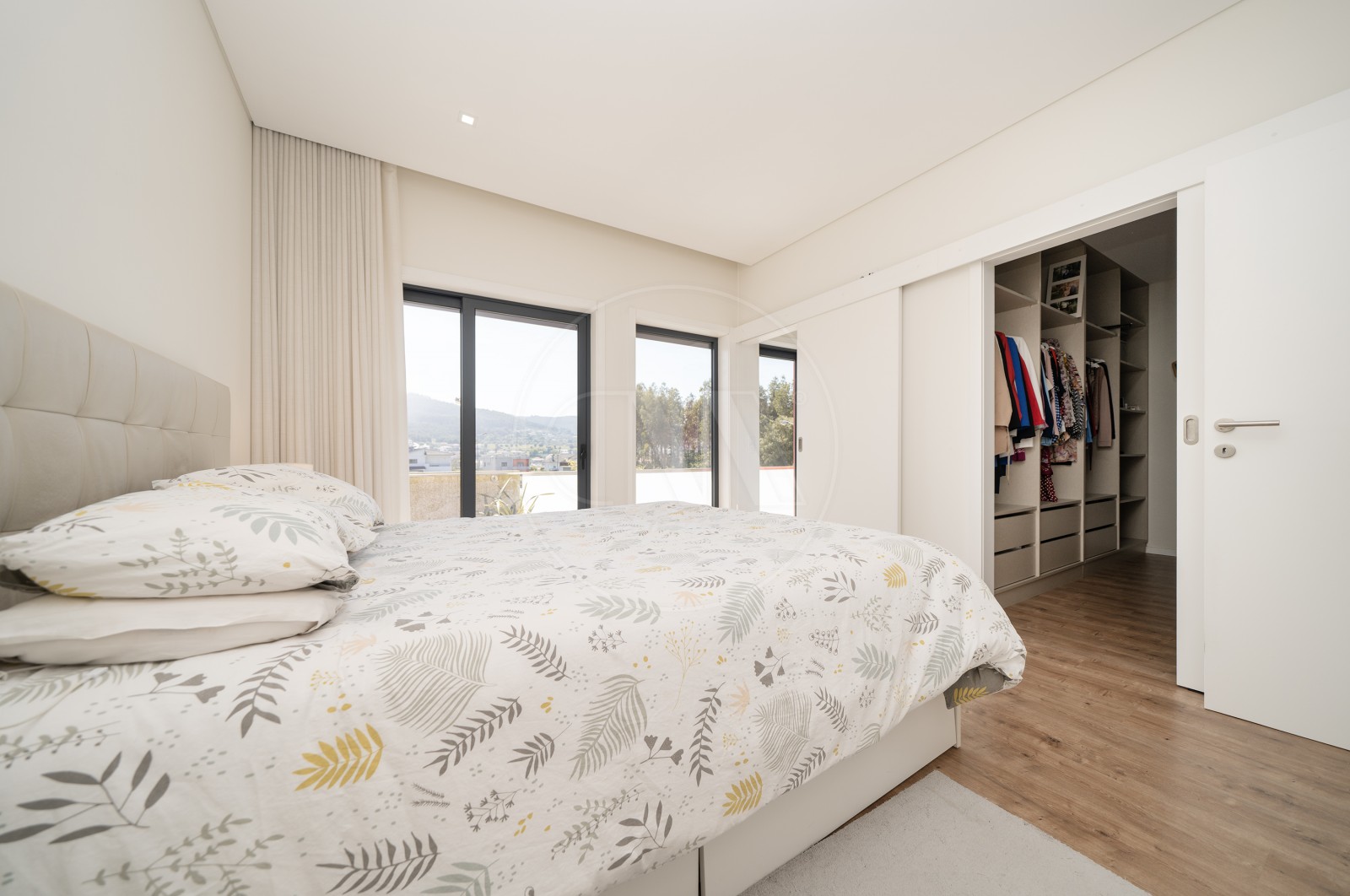 Moradia T3 para Venda em Lomar e Arcos, Braga, Braga - Suite (Imagem 5)