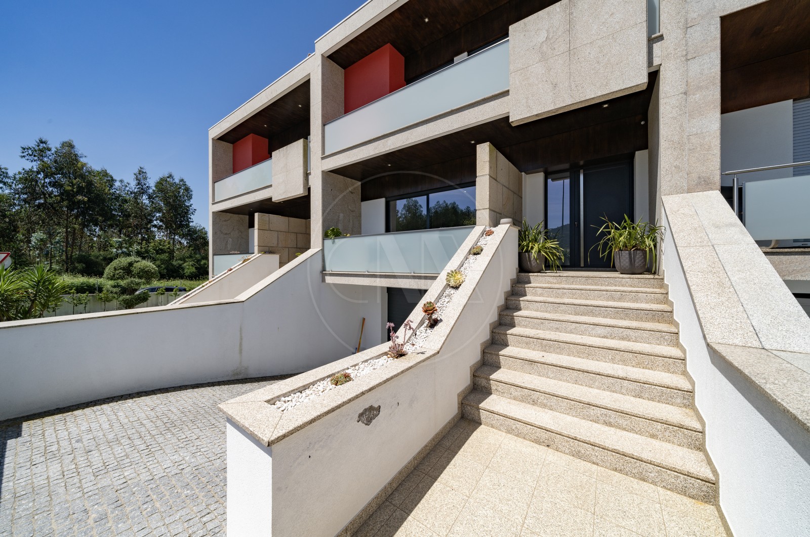 Moradia T3 para Venda em Lomar e Arcos, Braga, Braga - Fachada (Imagem 2)