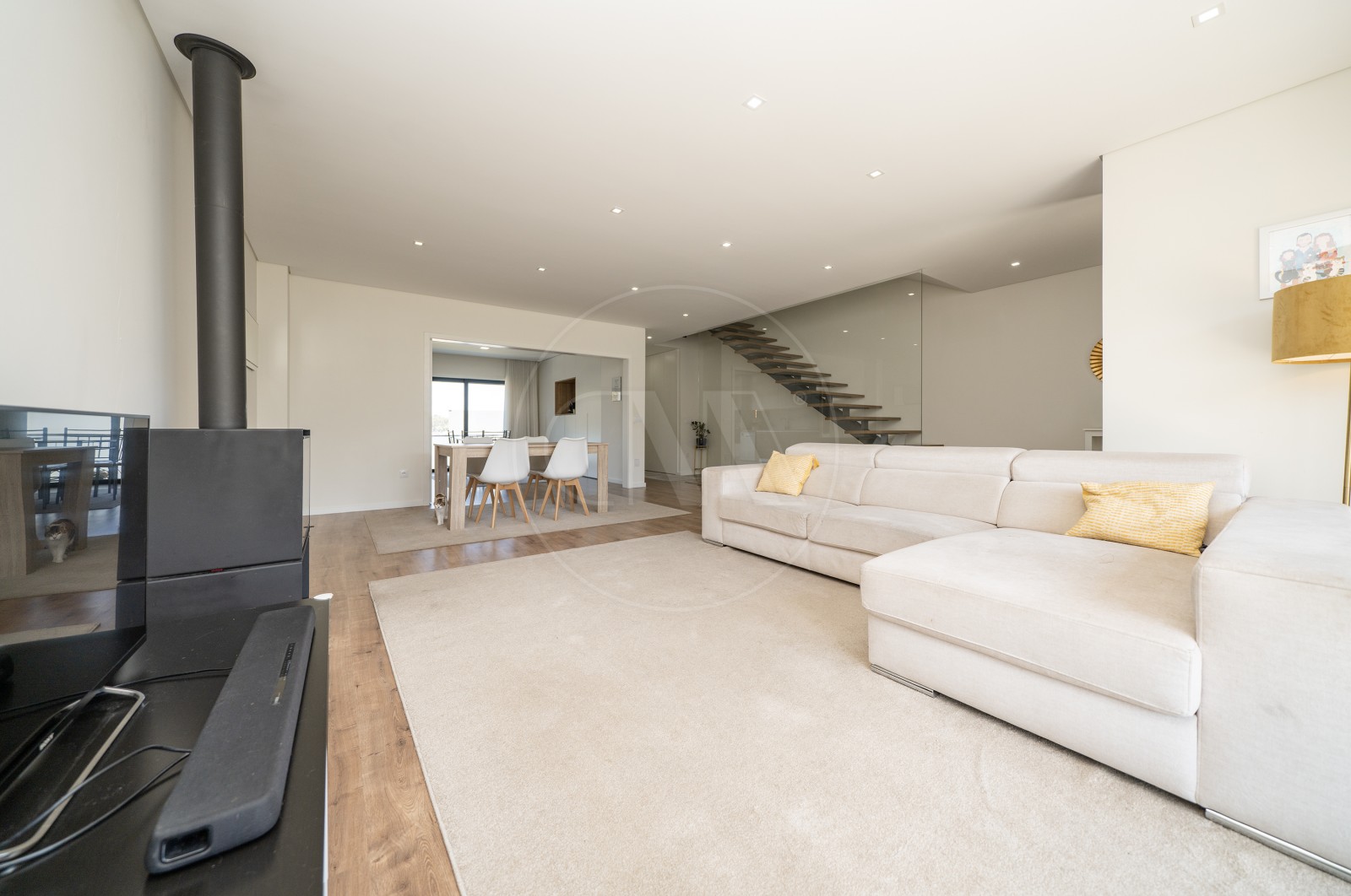 Moradia T3 para Venda em Lomar e Arcos, Braga, Braga - Sala (Imagem 4)