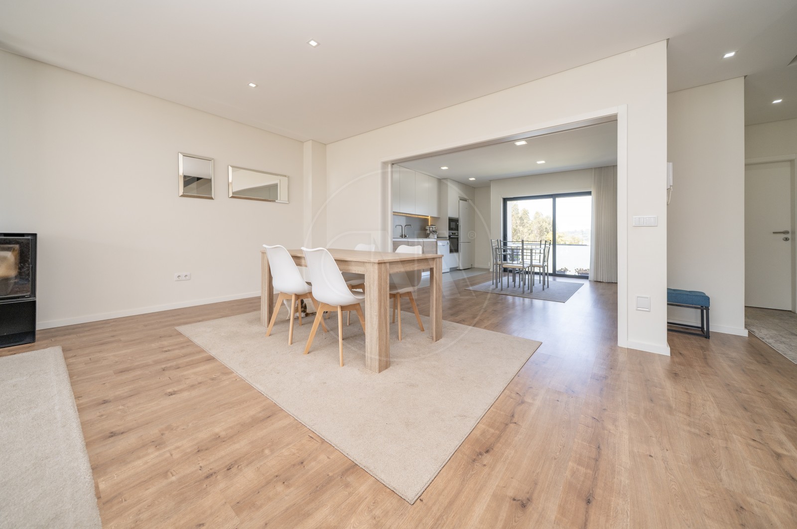 Moradia T3 para Venda em Lomar e Arcos, Braga, Braga - Sala (Imagem 5)