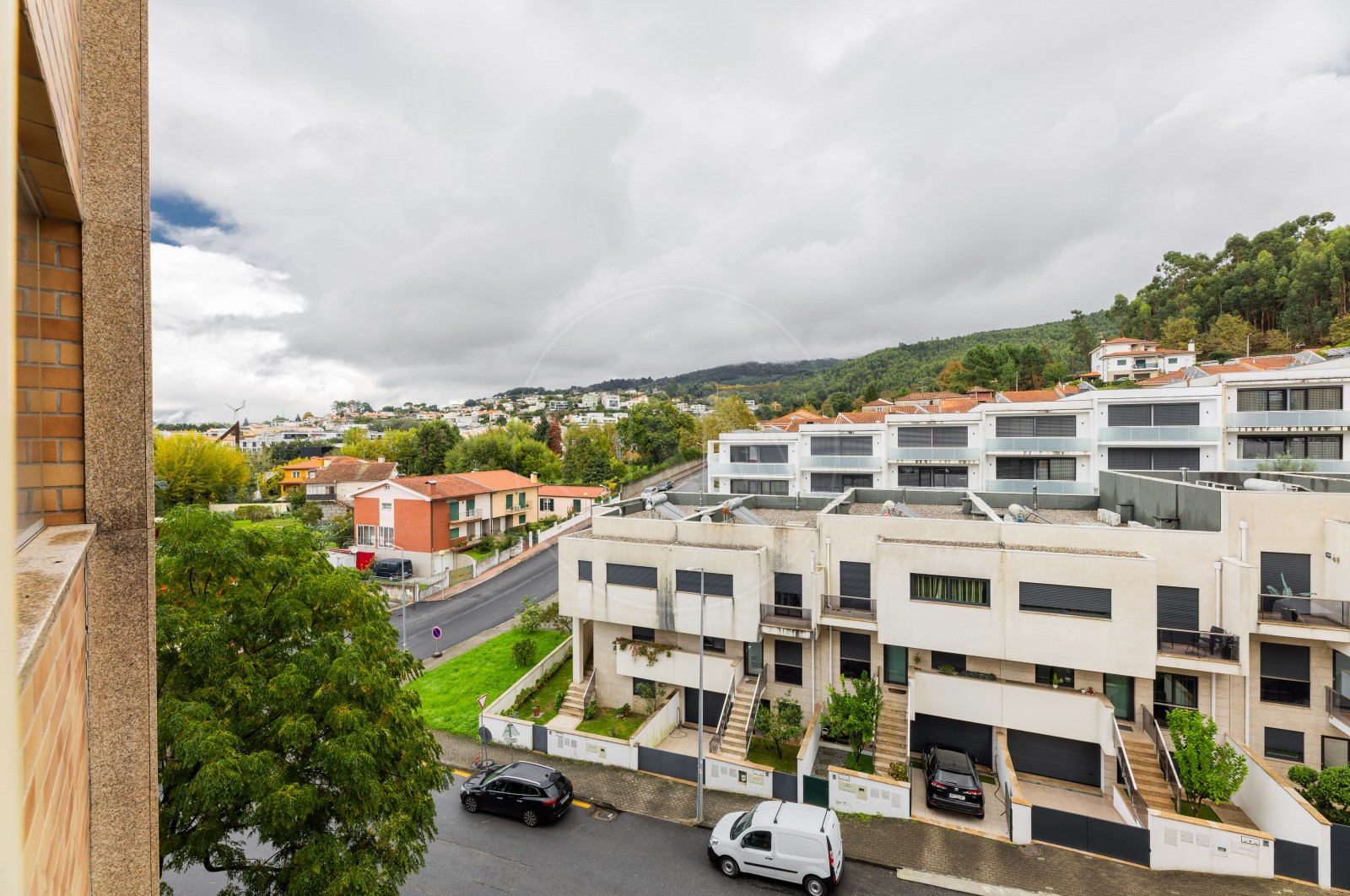 Apartamento T3 para Venda em Nogueira, Fraião e Lamaçães, Braga, Braga - Área envolvente (Imagem 9)