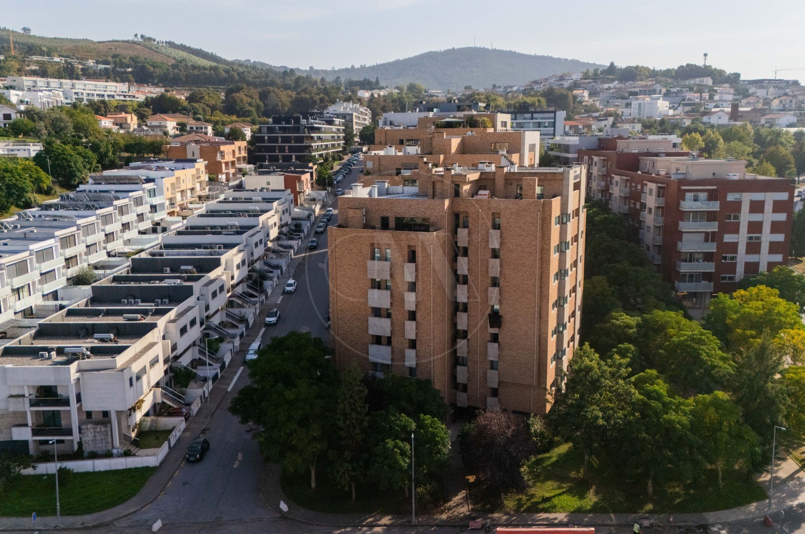Apartamento T3 para Venda em Nogueira, Fraião e Lamaçães, Braga, Braga - Área envolvente (Imagem 13)