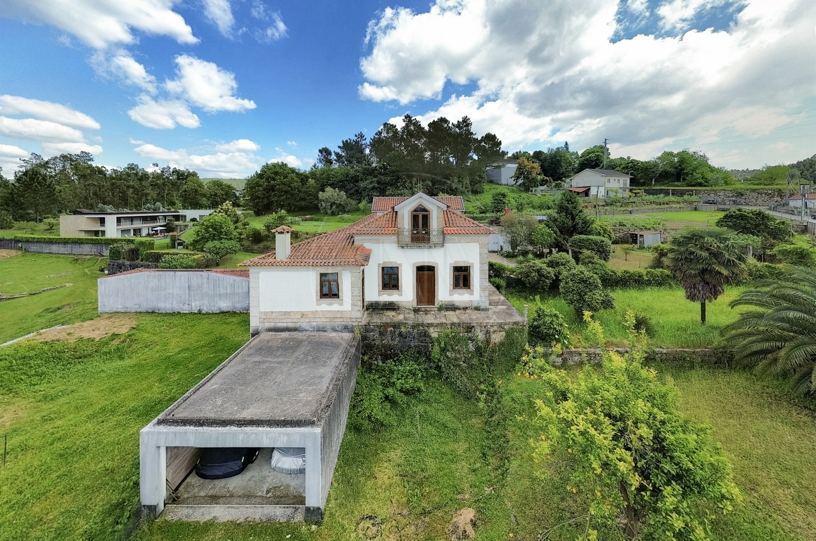 Moradia T3 para Venda em Priscos, Braga, Braga - Fachada (Imagem 8)