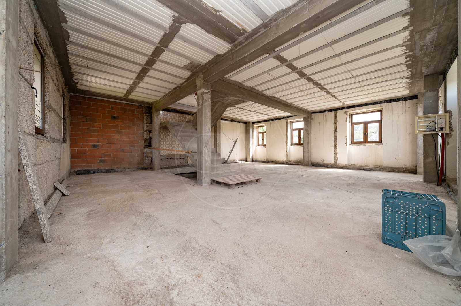 Moradia T3 para Venda em Priscos, Braga, Braga - Sala (Imagem 4)