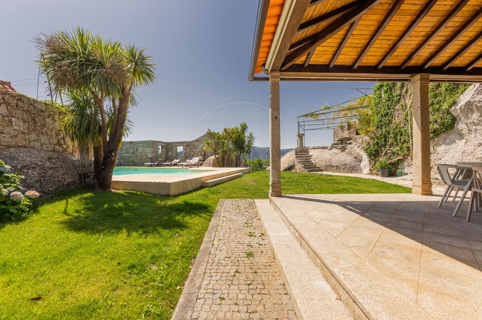 House T6 for For sale in Ventosa e Cova, Vieira do Minho, Braga - Área envolvente (Imagem 5)