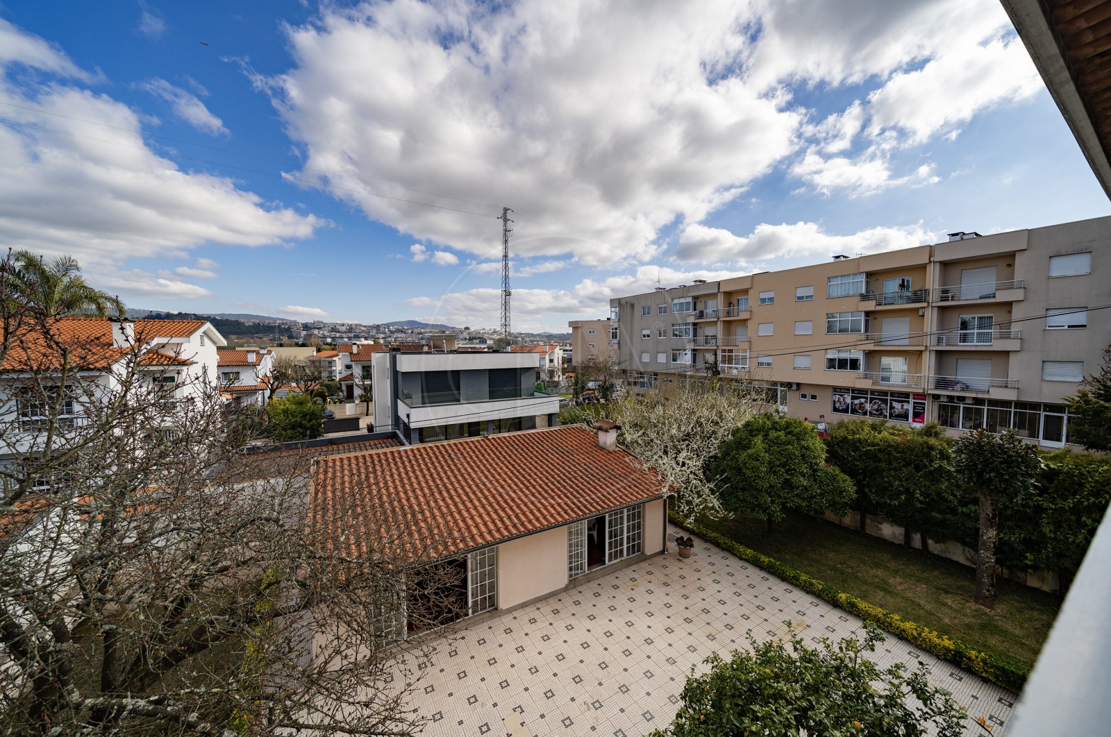 Moradia T5 para Venda em Merelim (São Pedro) e Frossos, Braga, Braga - Vistas (Imagem 1)