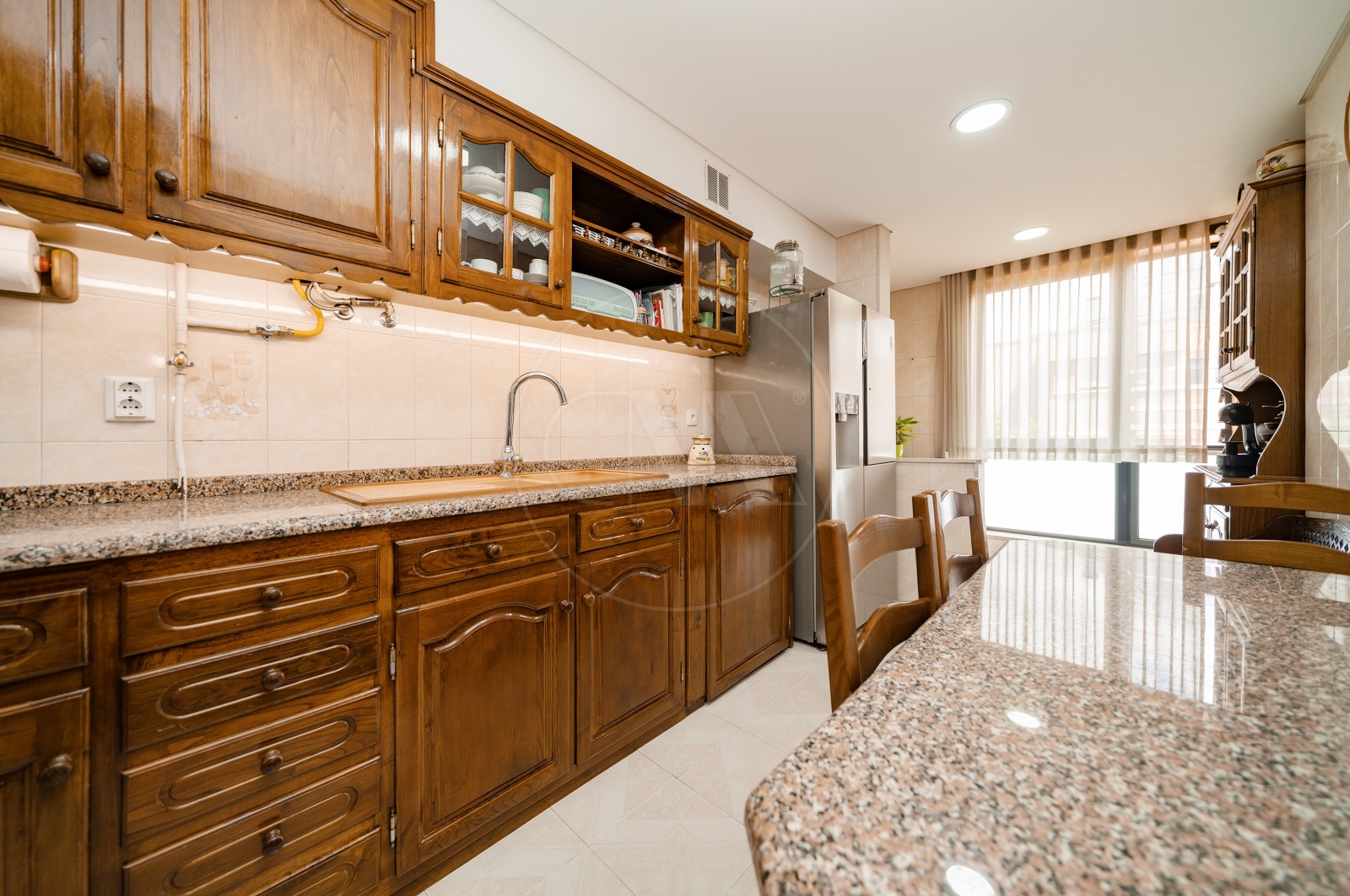 Apartamento T3 para Venda em Lomar e Arcos, Braga, Braga - Cozinha (Imagem 1)