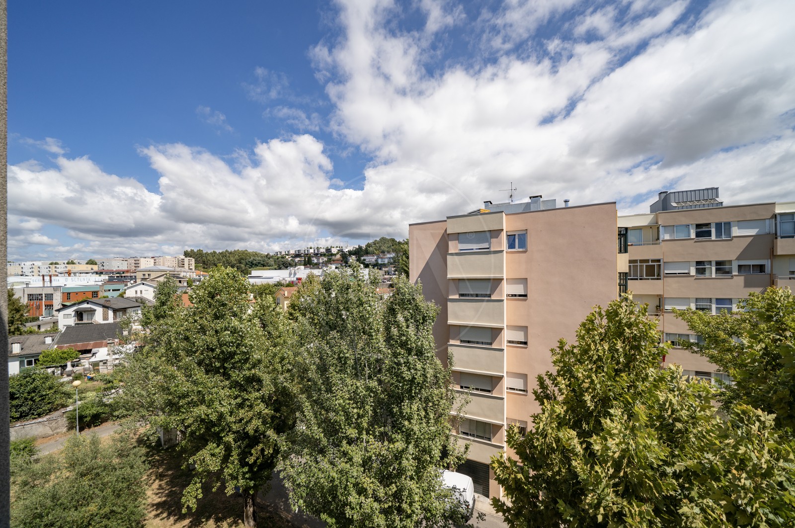 Apartamento T3 para Venda em Lomar e Arcos, Braga, Braga - Vistas (Imagem 2)
