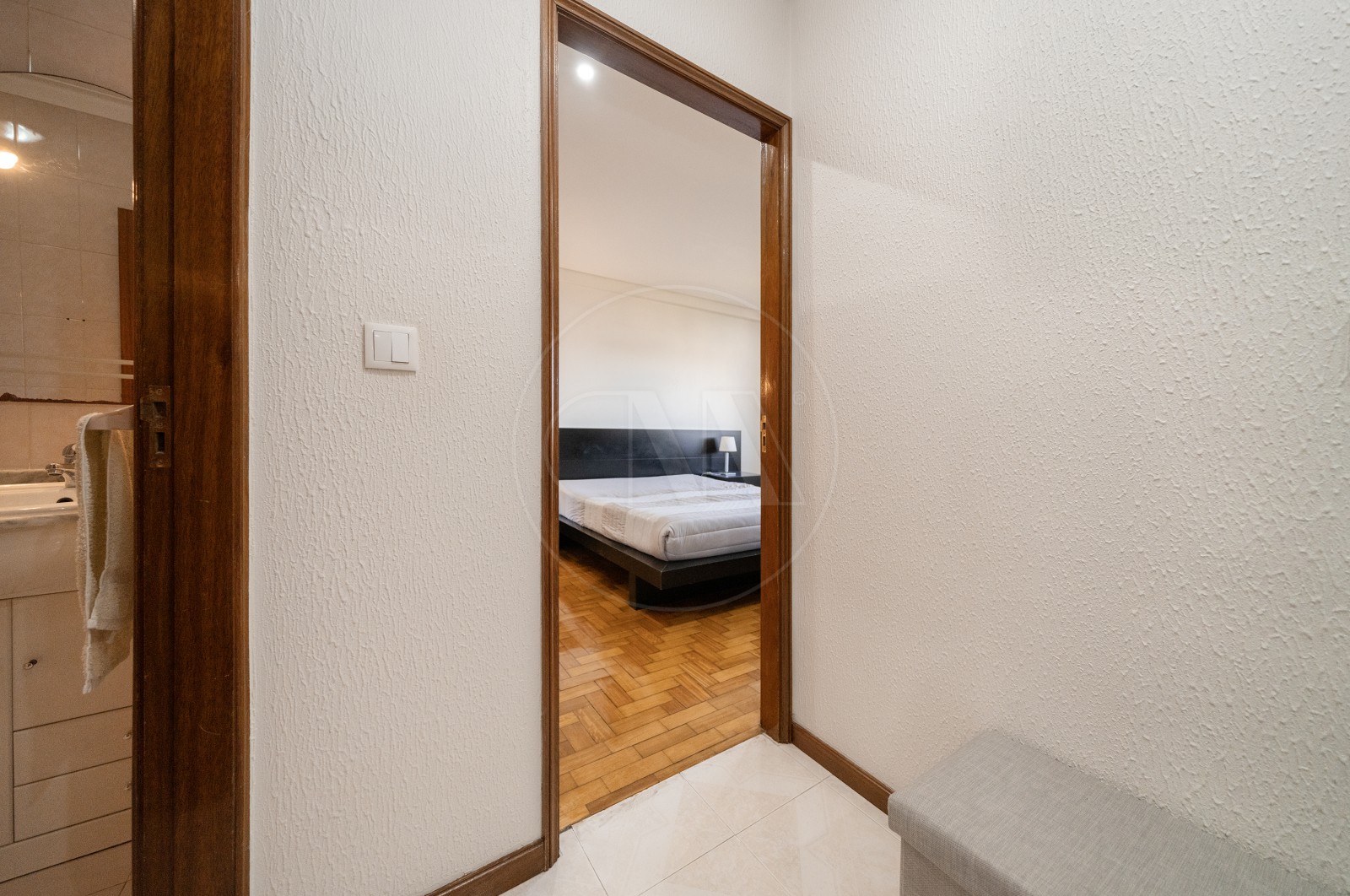 Apartamento T3 para Venda em Lomar e Arcos, Braga, Braga - Corredor (Imagem 3)