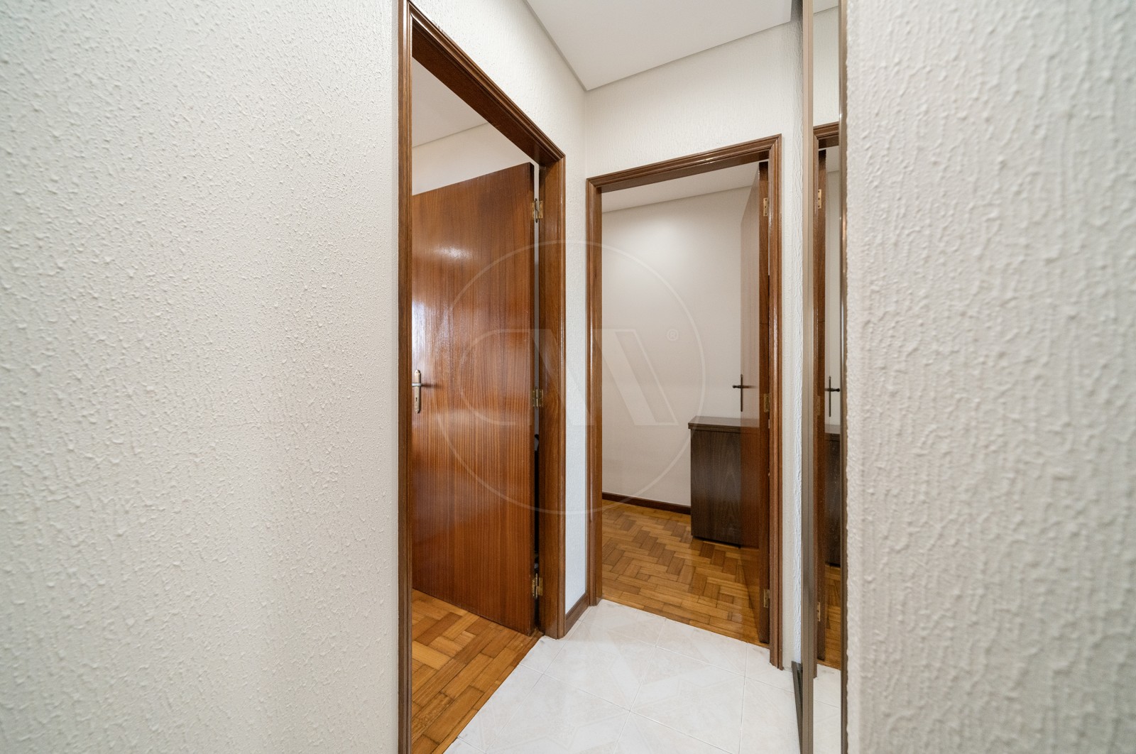 Apartamento T3 para Venda em Lomar e Arcos, Braga, Braga - Corredor (Imagem 4)