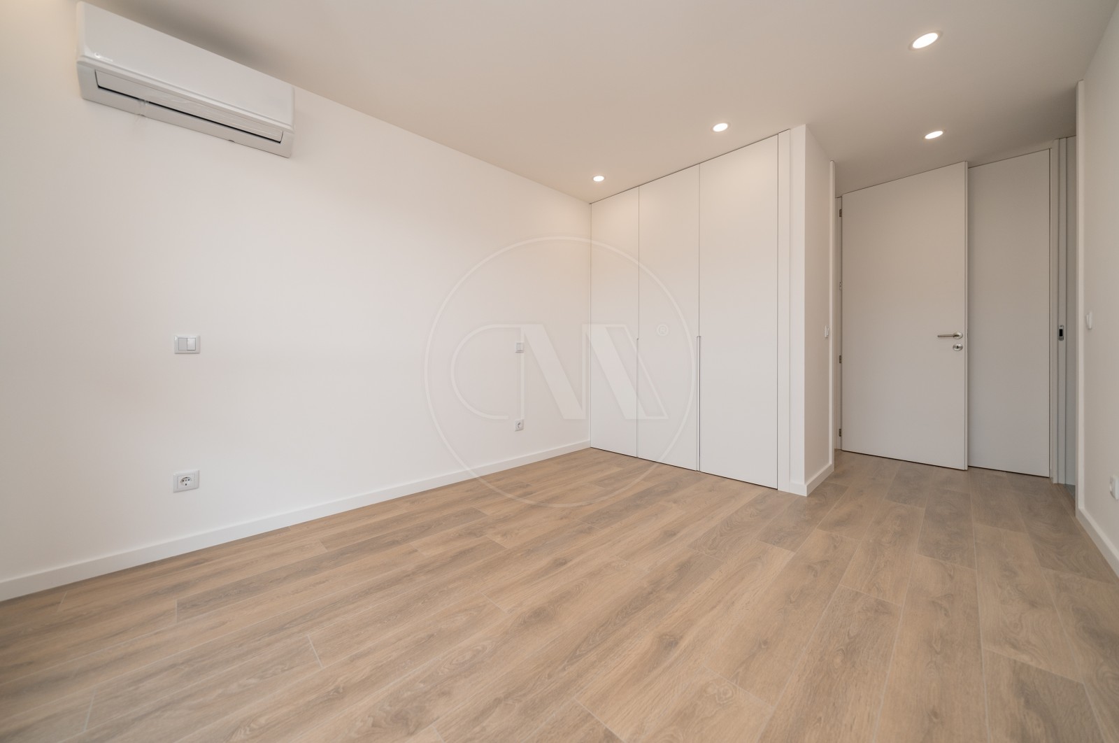 Apartment T3 for For sale in Póvoa de Lanhoso (Nossa Senhora do Amparo), Póvoa de Lanhoso, Braga - Suite (Imagem 2)