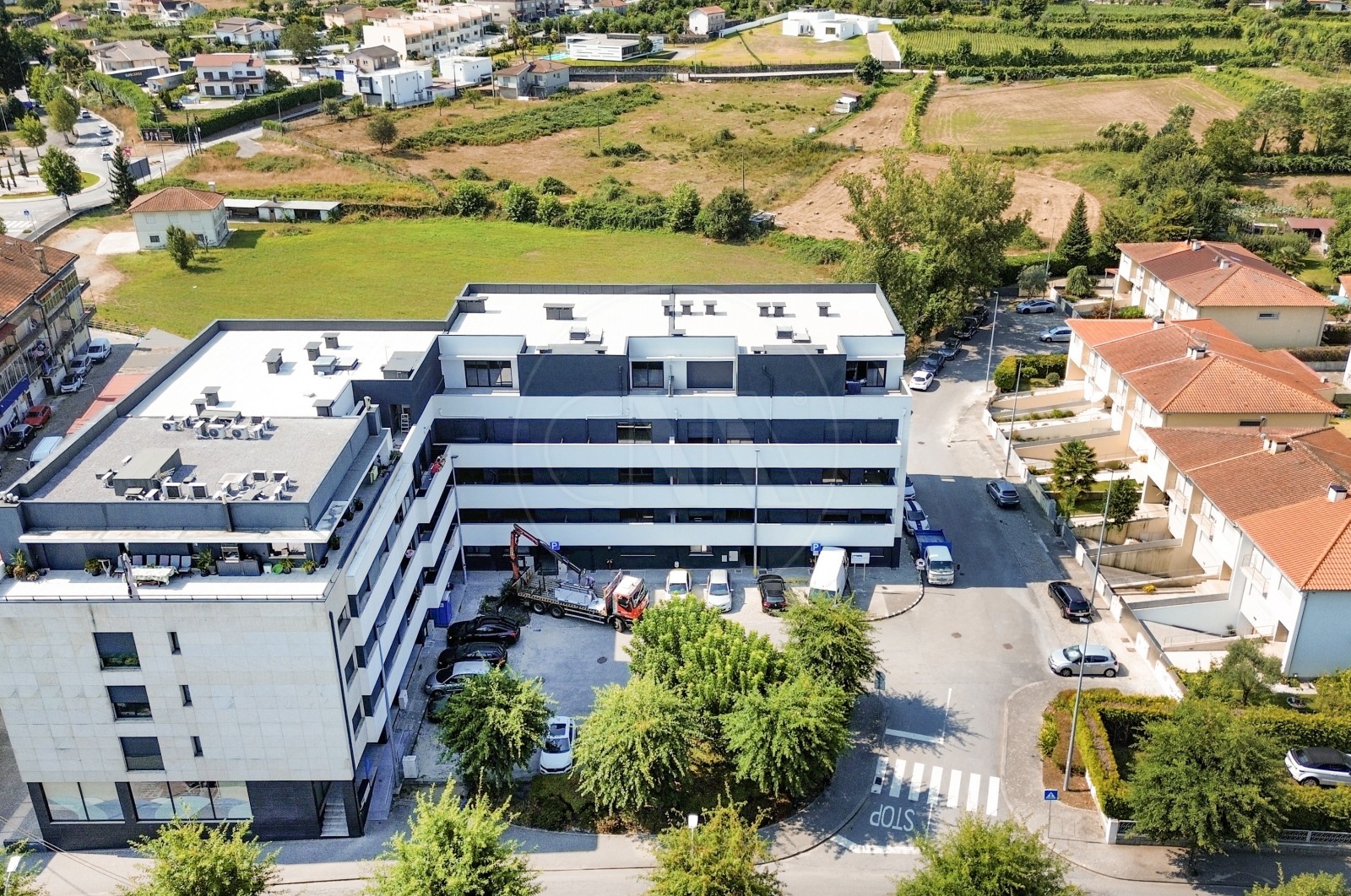 Apartment T3 for For sale in Póvoa de Lanhoso (Nossa Senhora do Amparo), Póvoa de Lanhoso, Braga - Fachada (Imagem 2)