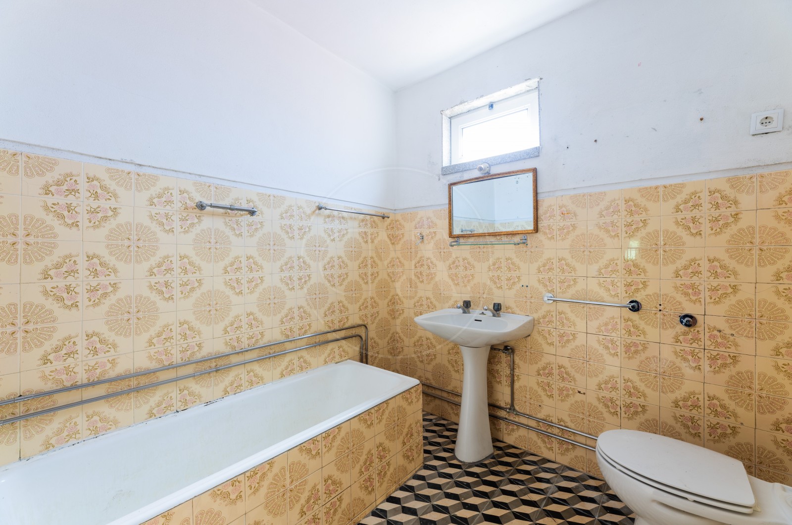 Moradia T4 para Venda em Campos e Louredo, Póvoa de Lanhoso, Braga - Área envolvente (Imagem 11)