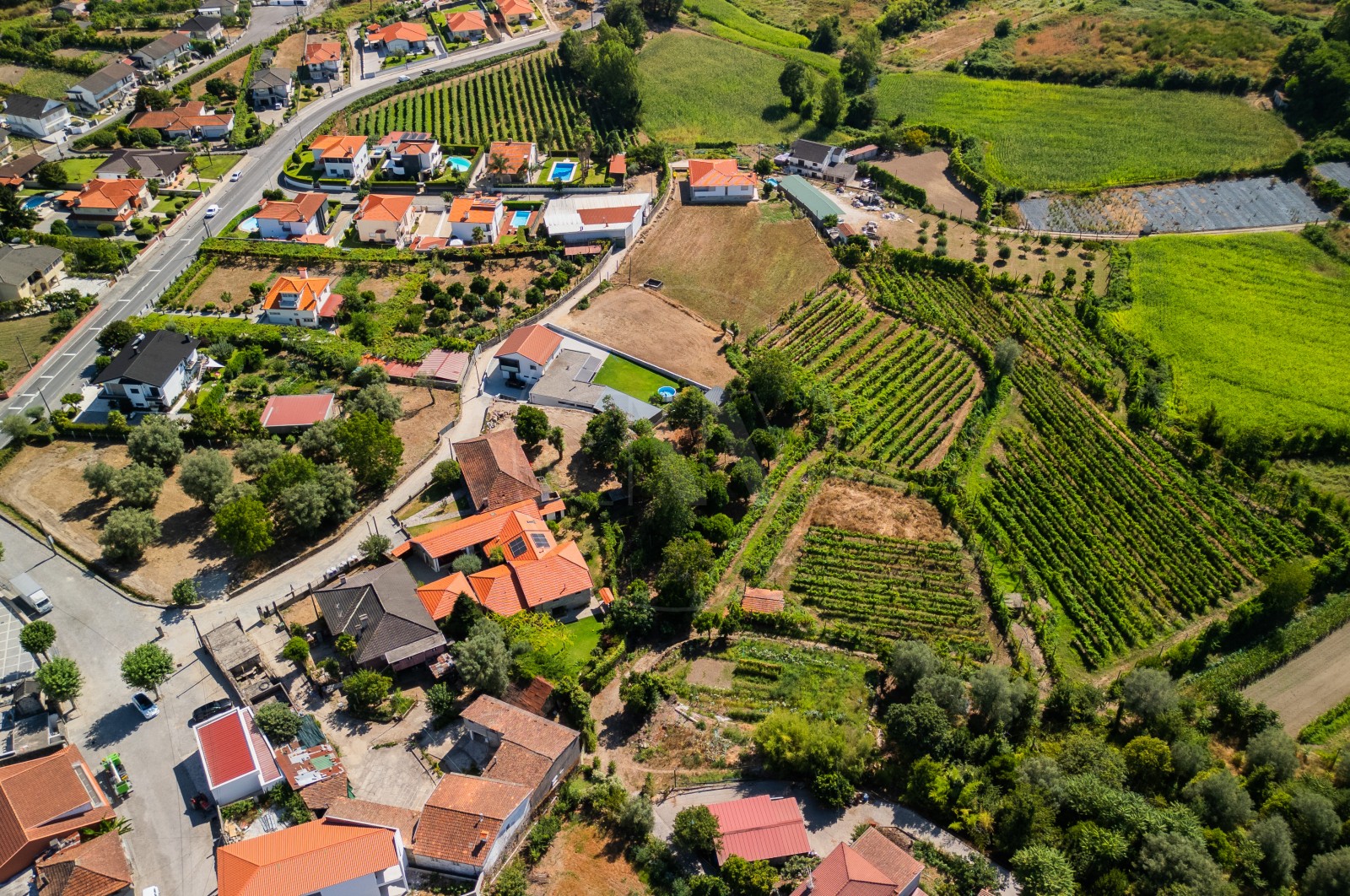 Moradia T4 para Venda em Campos e Louredo, Póvoa de Lanhoso, Braga - Área envolvente (Imagem 33)