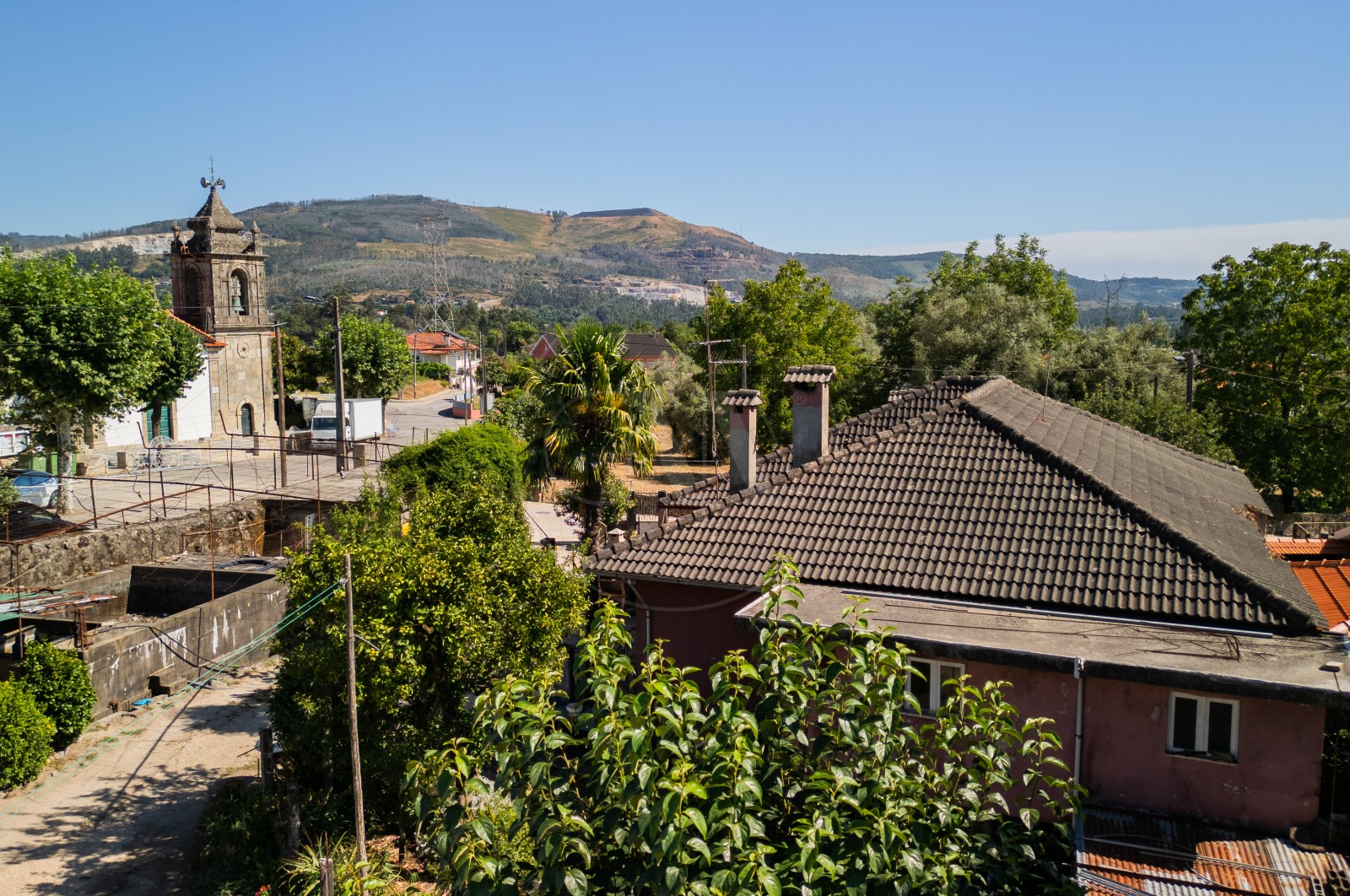 Moradia T4 para Venda em Campos e Louredo, Póvoa de Lanhoso, Braga - Área envolvente (Imagem 36)