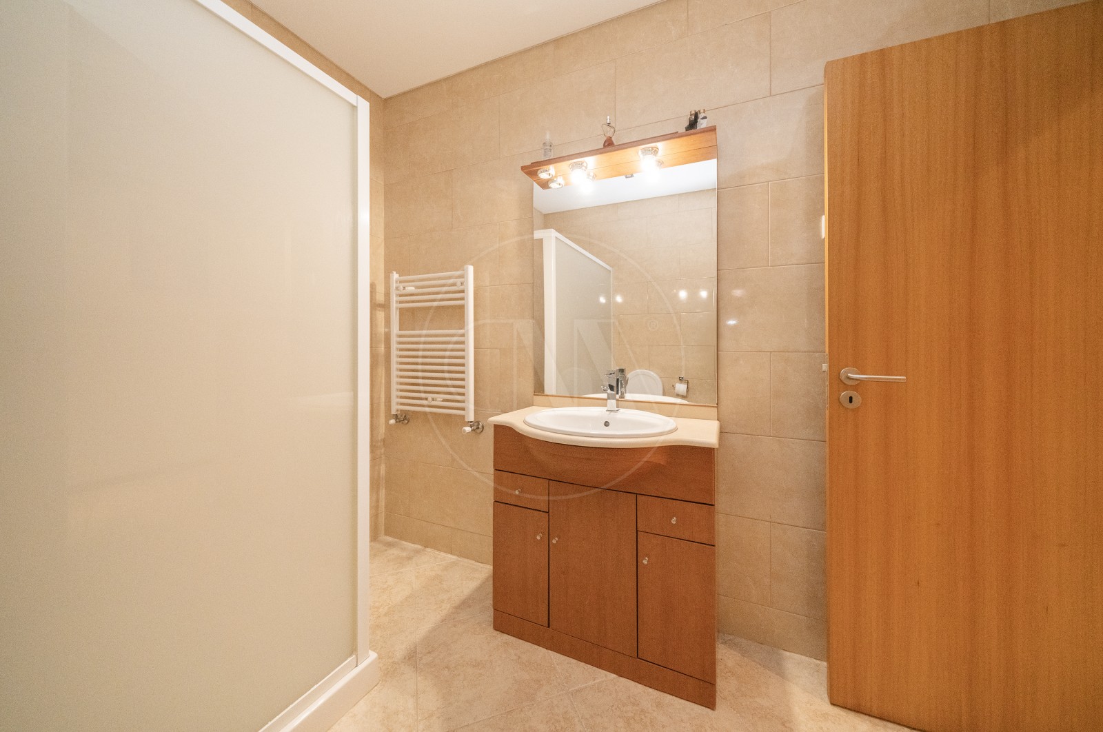 Moradia T6 para Venda em Braga (São José de São Lázaro e São João do Souto), Braga, Braga - Casa de banho (Imagem 2)