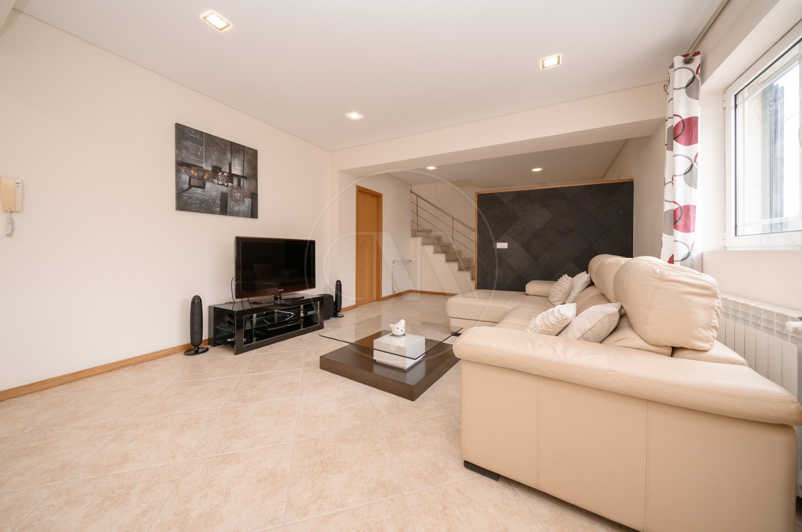 Moradia T6 para Venda em Braga (São José de São Lázaro e São João do Souto), Braga, Braga - Sala (Imagem 4)