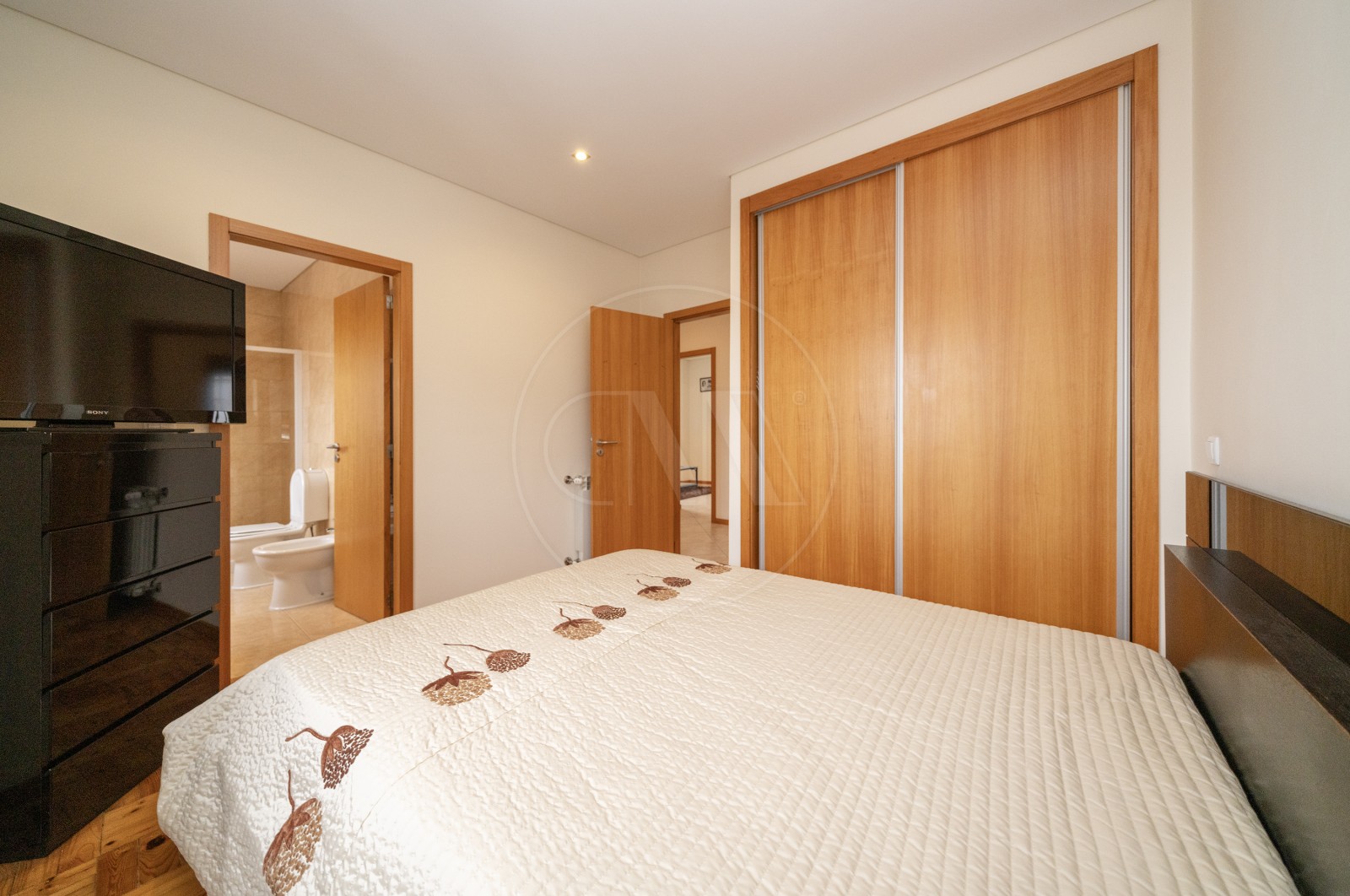 Moradia T6 para Venda em Braga (São José de São Lázaro e São João do Souto), Braga, Braga - Suite (Imagem 2)