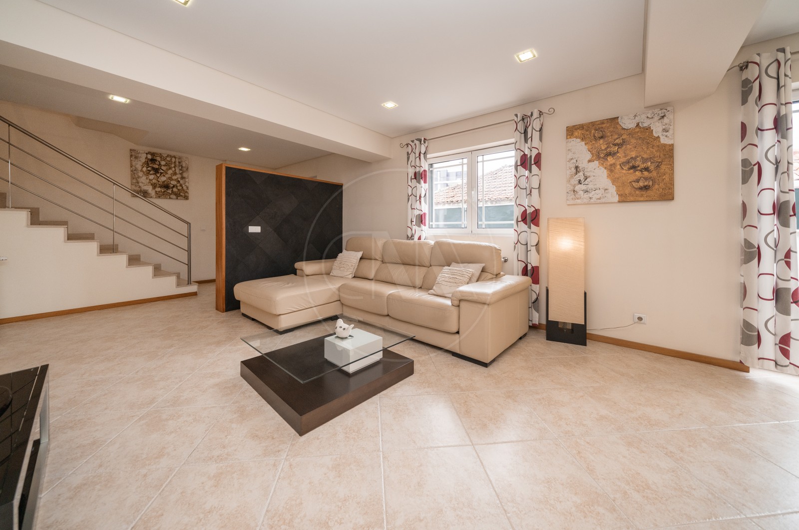 Moradia T6 para Venda em Braga (São José de São Lázaro e São João do Souto), Braga, Braga - Sala (Imagem 2)