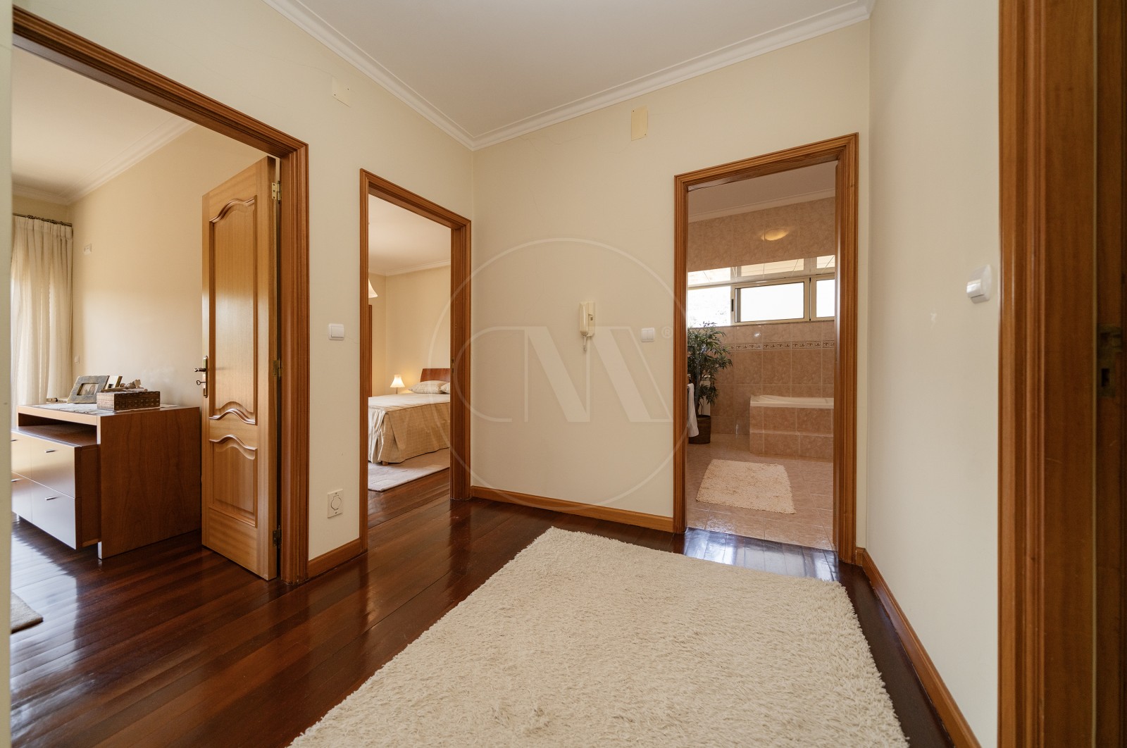 Moradia T5 para Venda em Este (São Pedro e São Mamede), Braga, Braga - Corredor (Imagem 10)