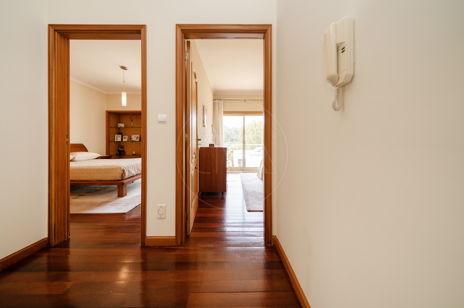 Moradia T5 para Venda em Este (São Pedro e São Mamede), Braga, Braga - Corredor (Imagem 13)