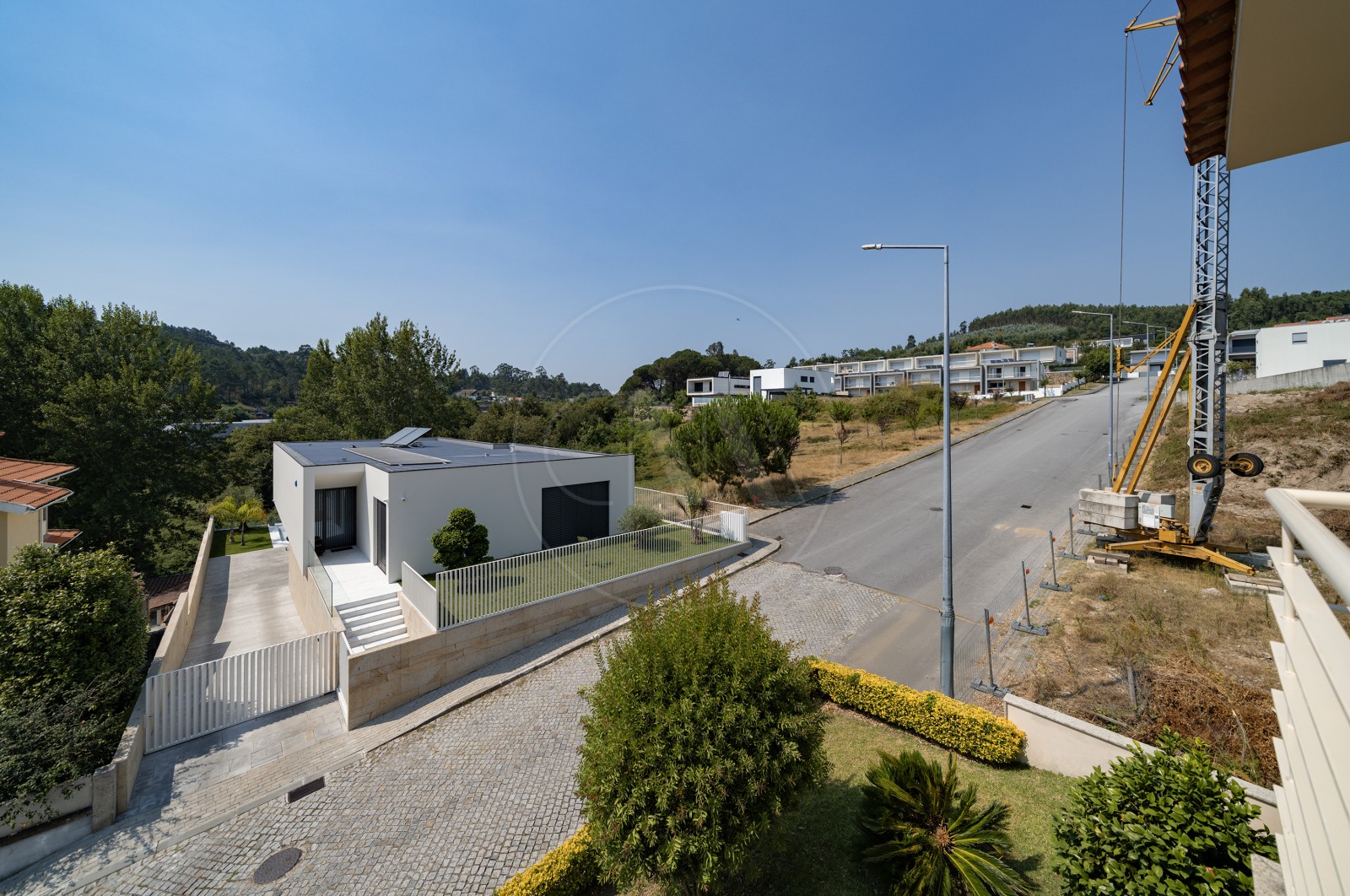 Moradia T5 para Venda em Este (São Pedro e São Mamede), Braga, Braga - Vistas (Imagem 1)