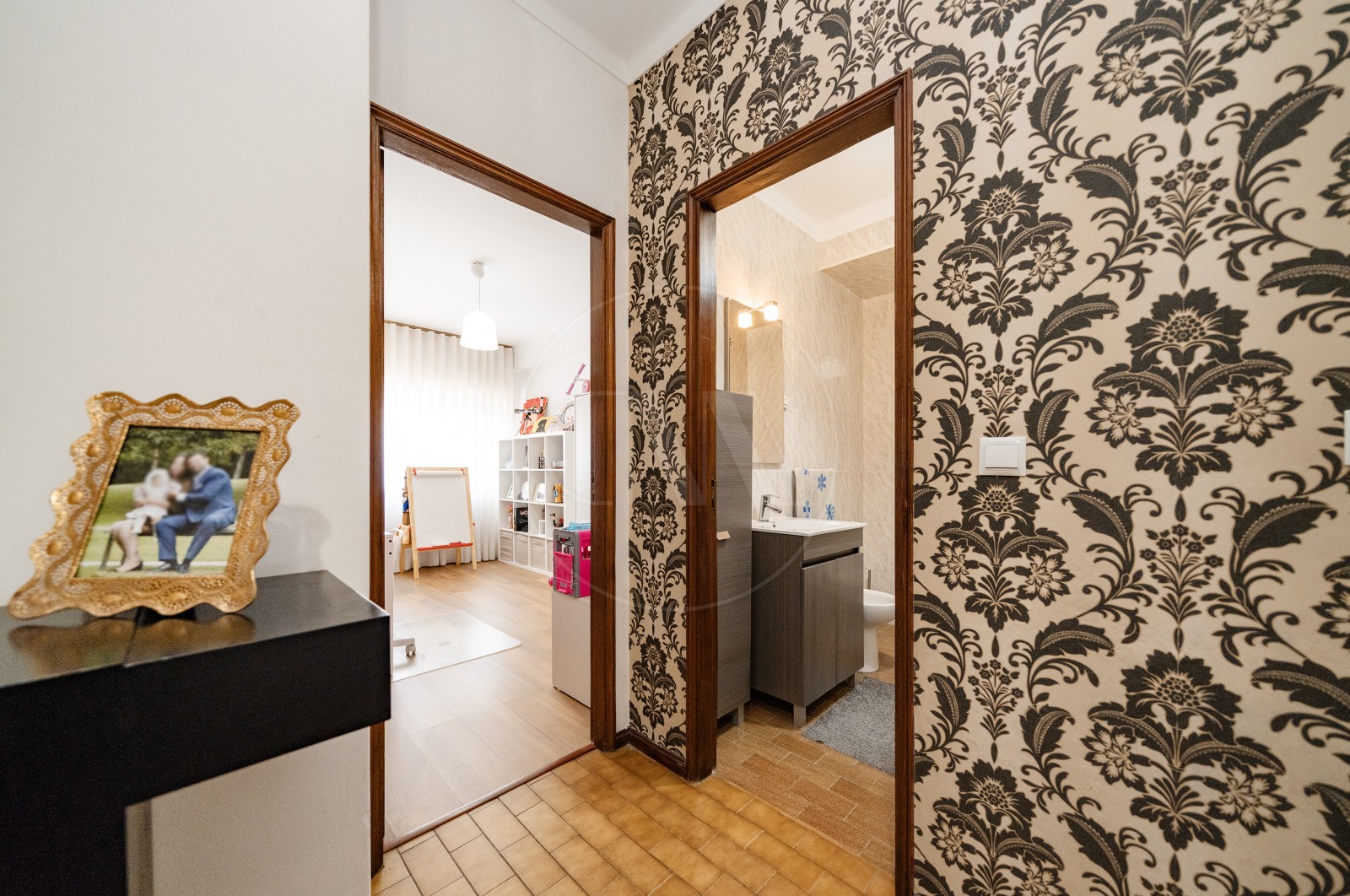 Apartamento T3 para Venda em Braga (Maximinos, Sé e Cividade), Braga, Braga - Corredor (Imagem 4)