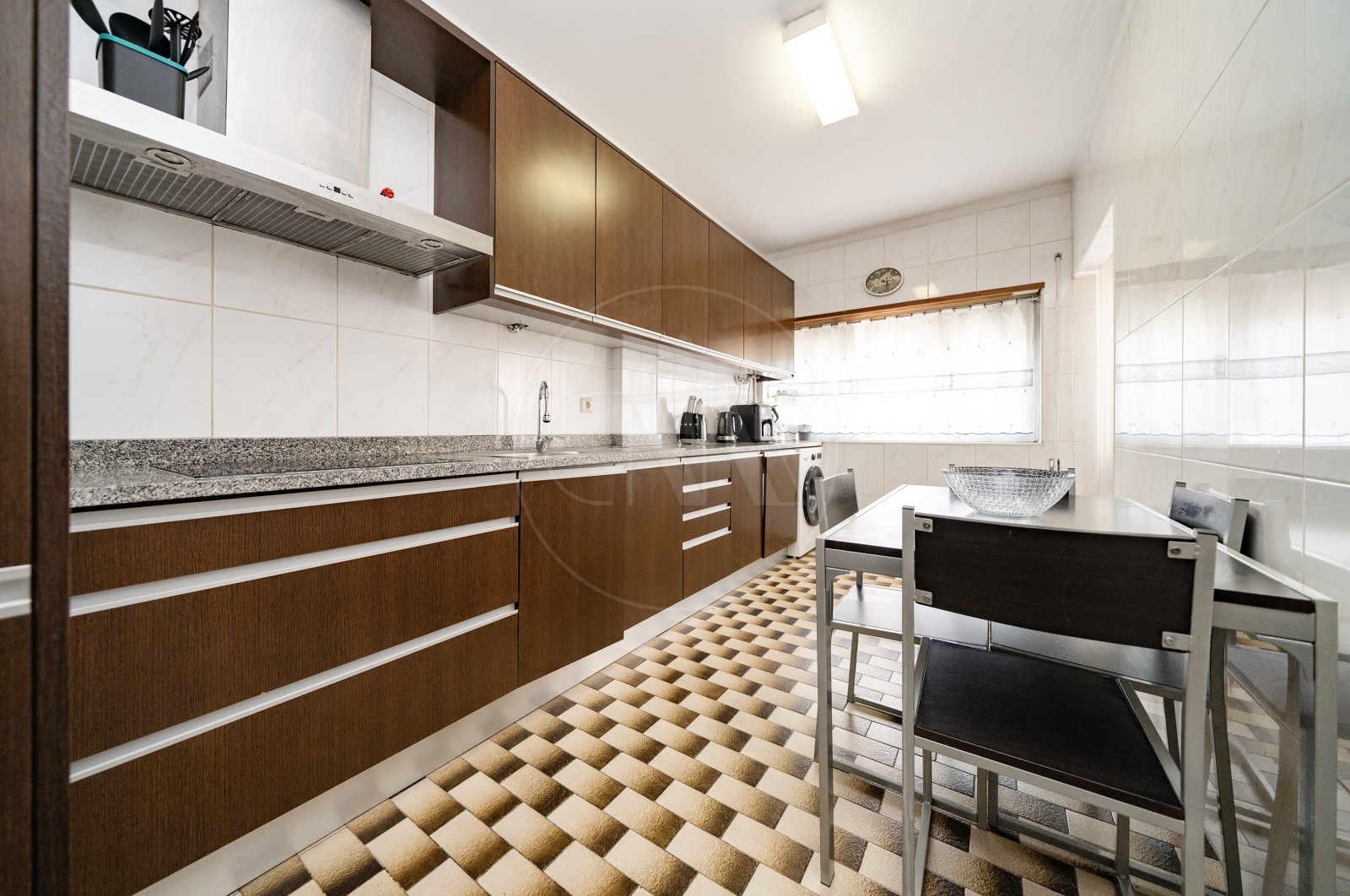 Apartamento T3 para Venda em Braga (Maximinos, Sé e Cividade), Braga, Braga - Cozinha (Imagem 2)