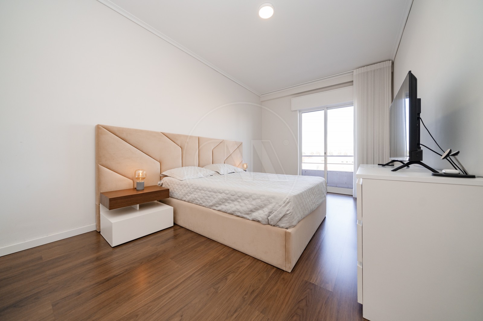 Apartamento T2 para Venda em Braga (Maximinos, Sé e Cividade), Braga, Braga - Quarto (Imagem 2)