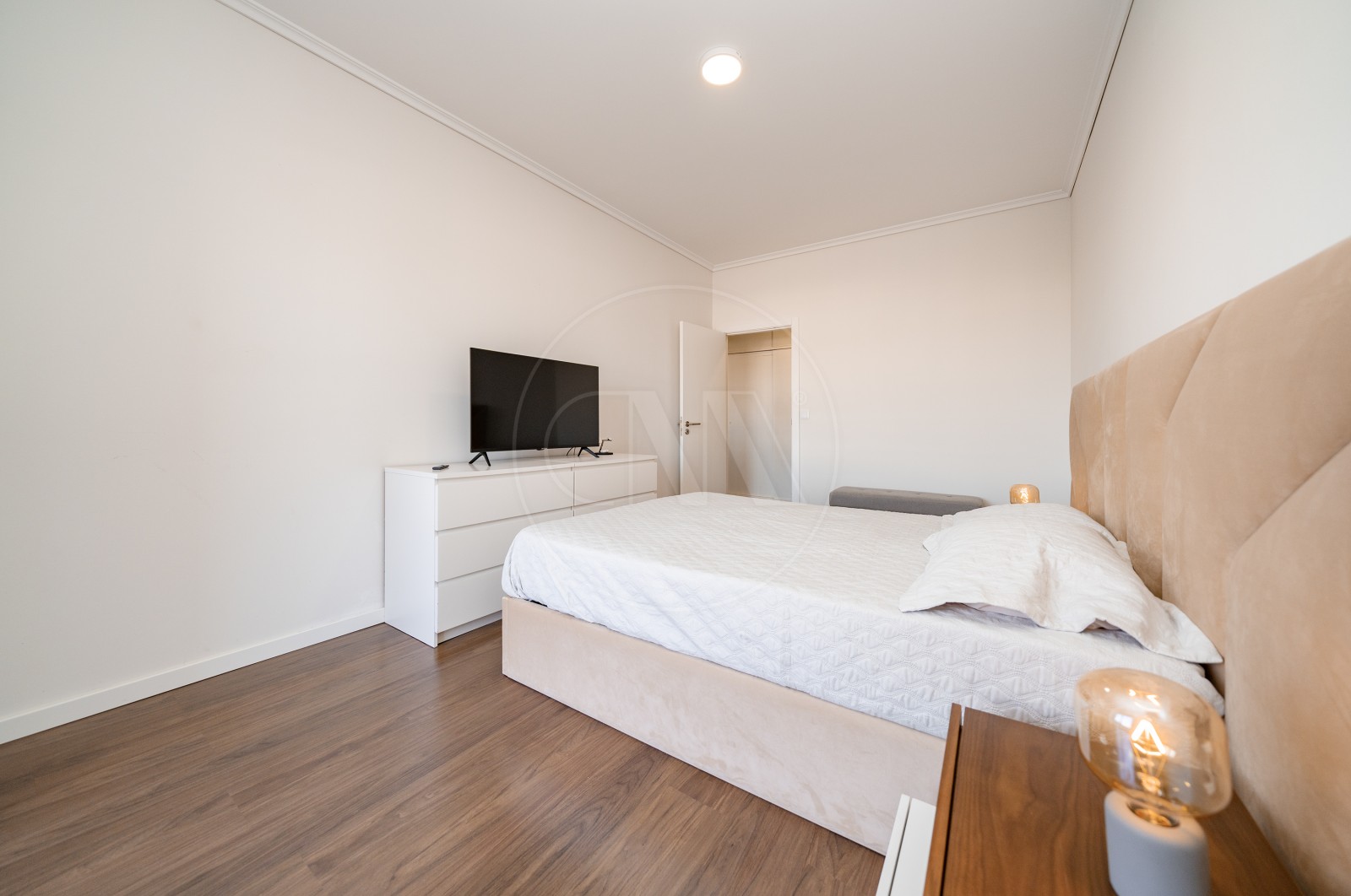 Apartamento T2 para Venda em Braga (Maximinos, Sé e Cividade), Braga, Braga - Quarto (Imagem 4)