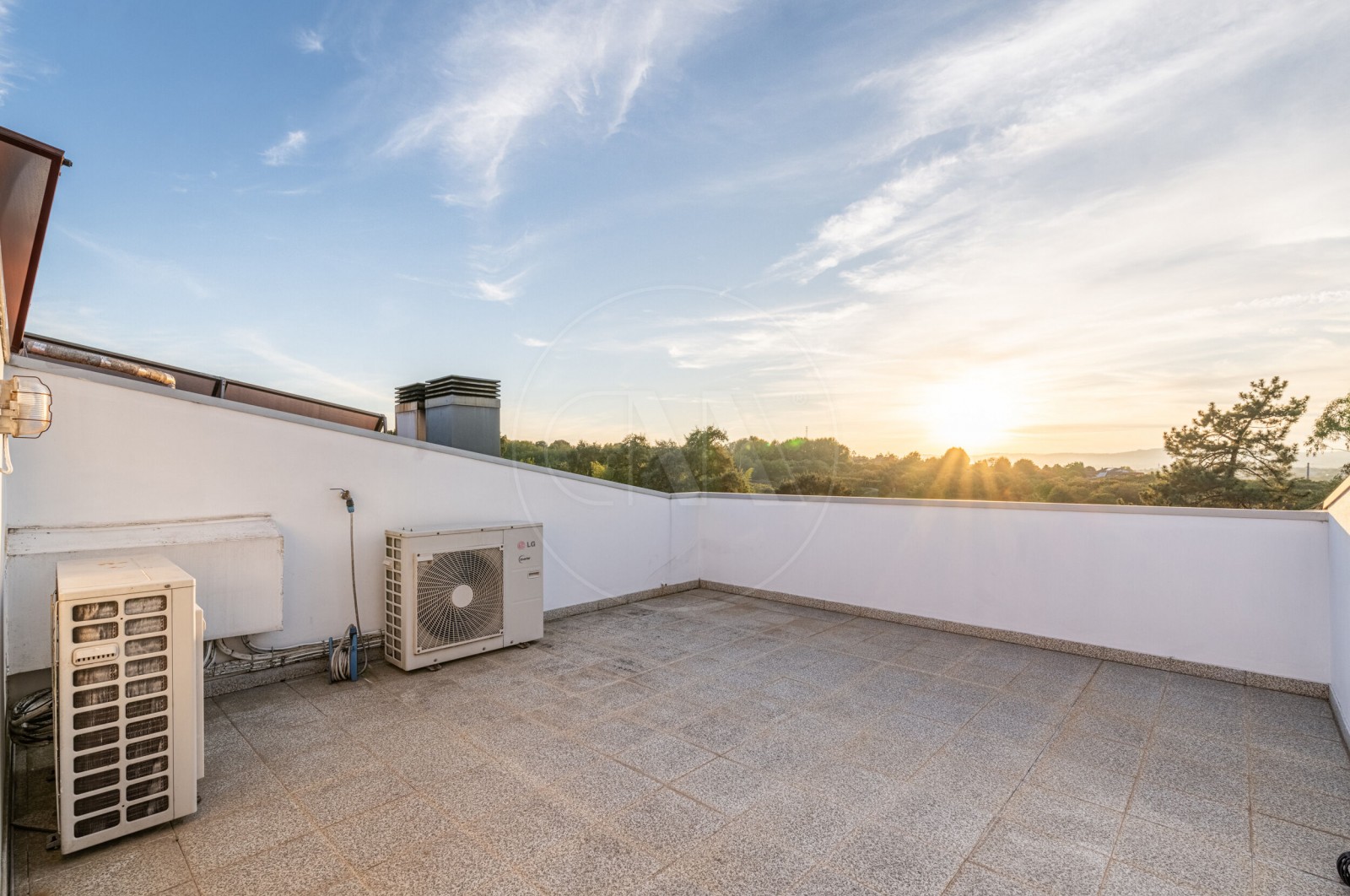 House T4 for For sale in Palmeira, Braga, Braga - Sótão (Imagem 2)