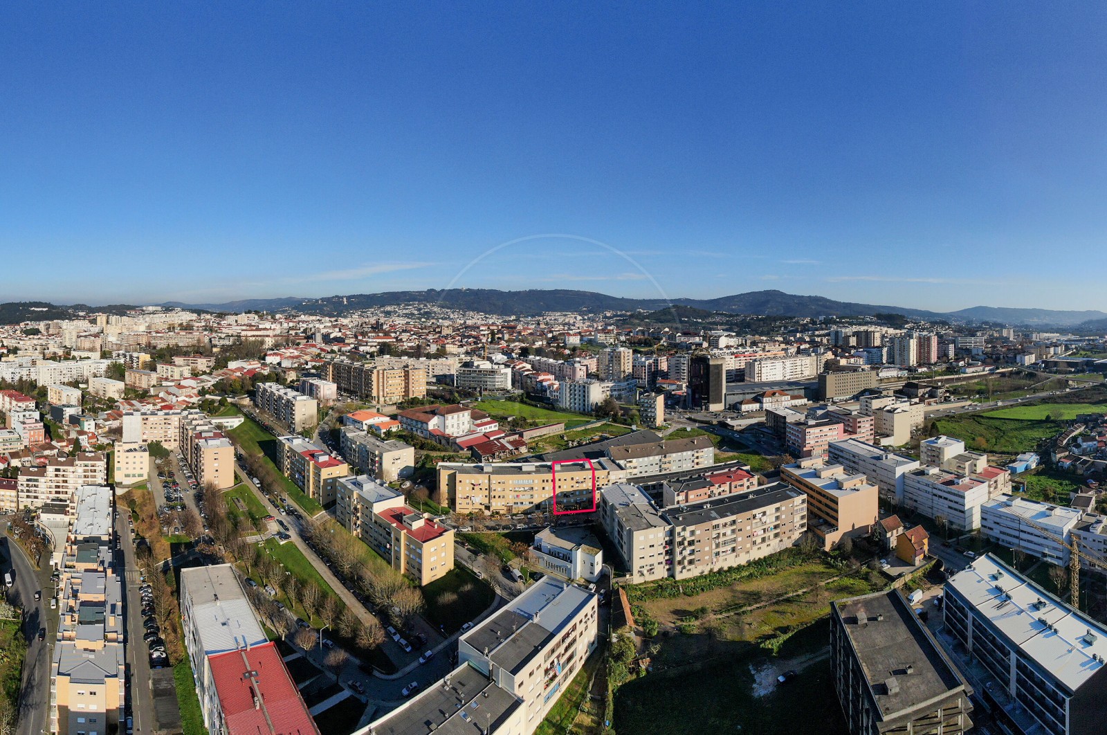Apartamento T1 para Venda em Braga (Maximinos, Sé e Cividade), Braga, Braga - Área envolvente (Imagem 26)