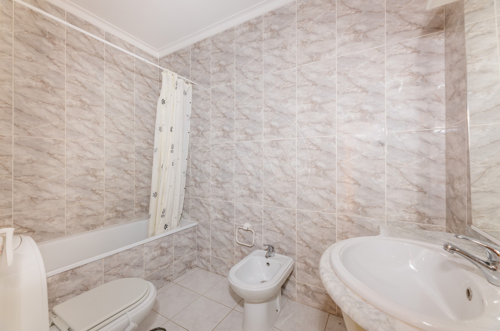 Apartamento T3 para Venda em Nogueira, Fraião e Lamaçães, Braga, Braga - Área envolvente (Imagem 6)