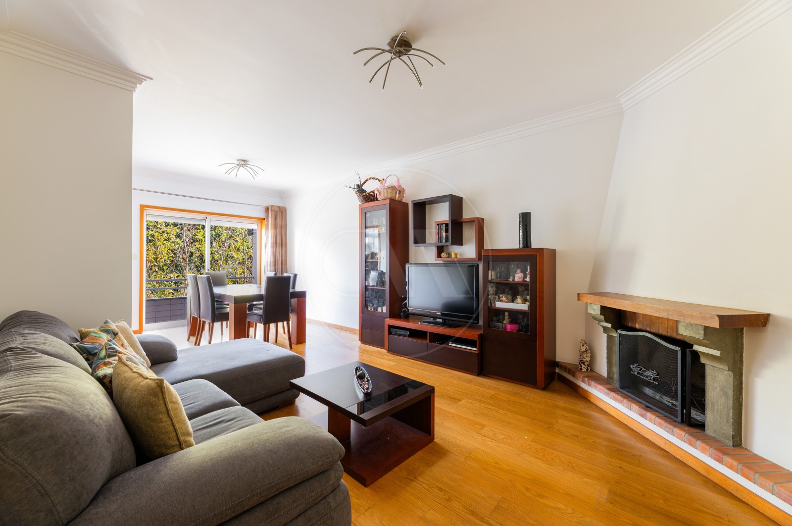 Apartamento T3 para Venda em Nogueira, Fraião e Lamaçães, Braga, Braga - Área envolvente (Imagem 1)