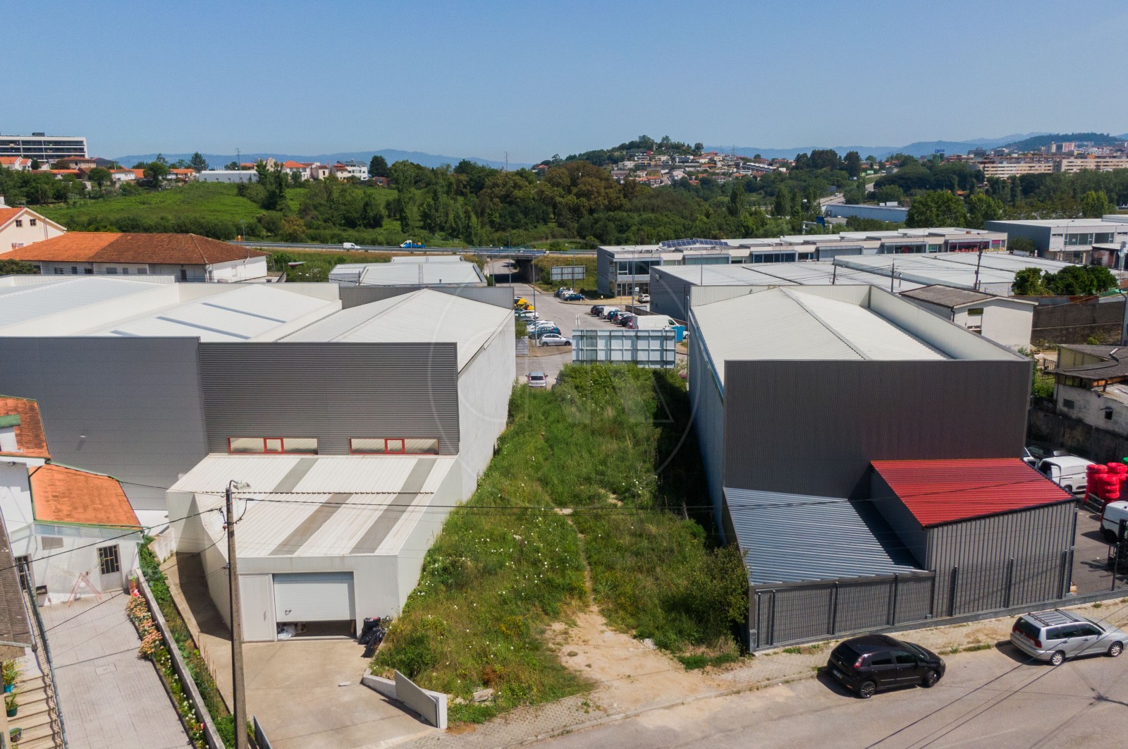 Land Industrial for For sale in Ferreiros e Gondizalves, Braga, Braga - Área envolvente (Imagem 17)
