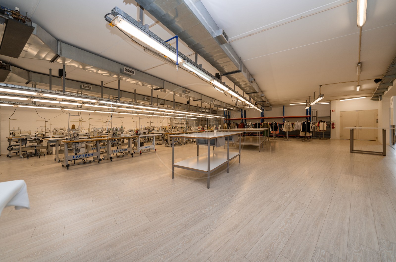 Pavilhão para Venda em Barcelos, Vila Boa e Vila Frescainha (São Martinho e São Pedro), Barcelos, Braga - Armazém (Imagem 9)