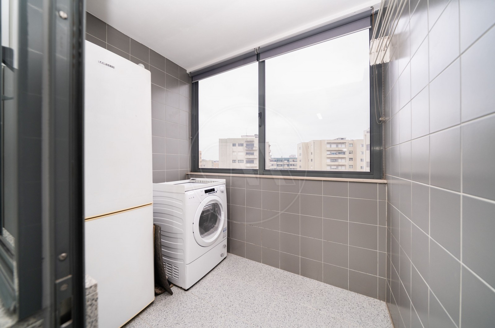 Apartment T3 for For sale in Braga (São Vicente), Braga, Braga - Cozinha (Imagem 2)