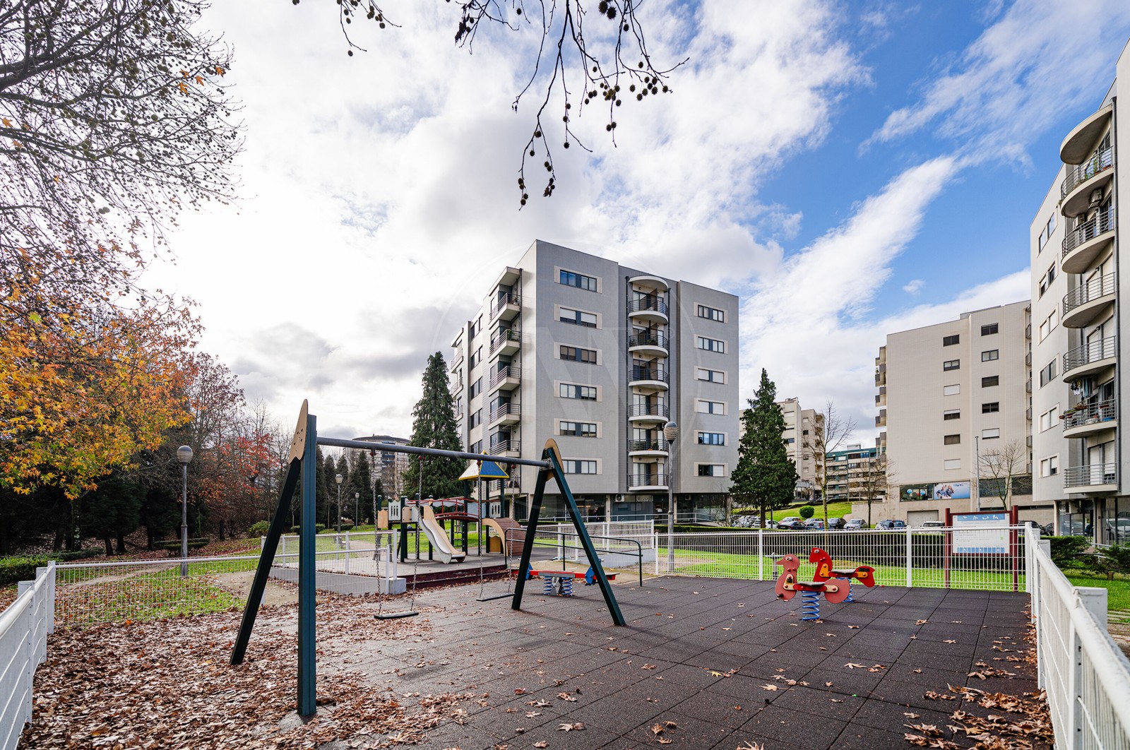 Apartment T3 for For sale in Braga (São Vicente), Braga, Braga - Fachada (Imagem 3)