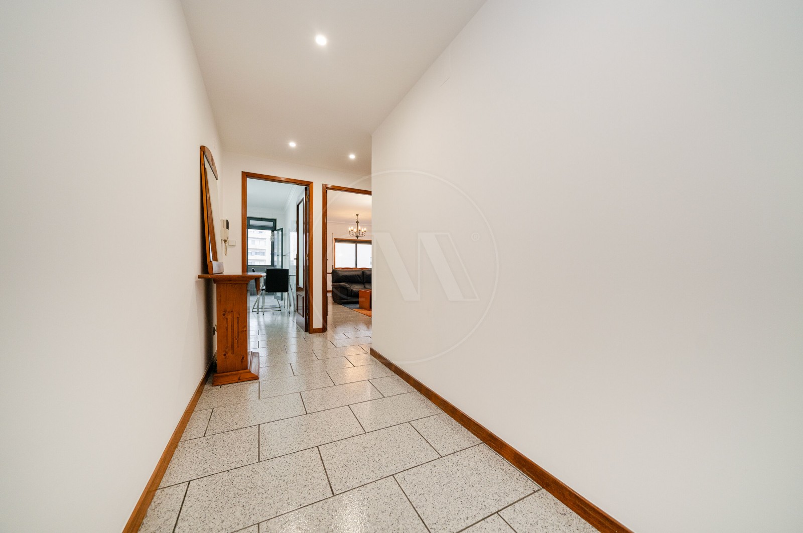 Apartment T3 for For sale in Braga (São Vicente), Braga, Braga - Hall de entrada (Imagem 1)