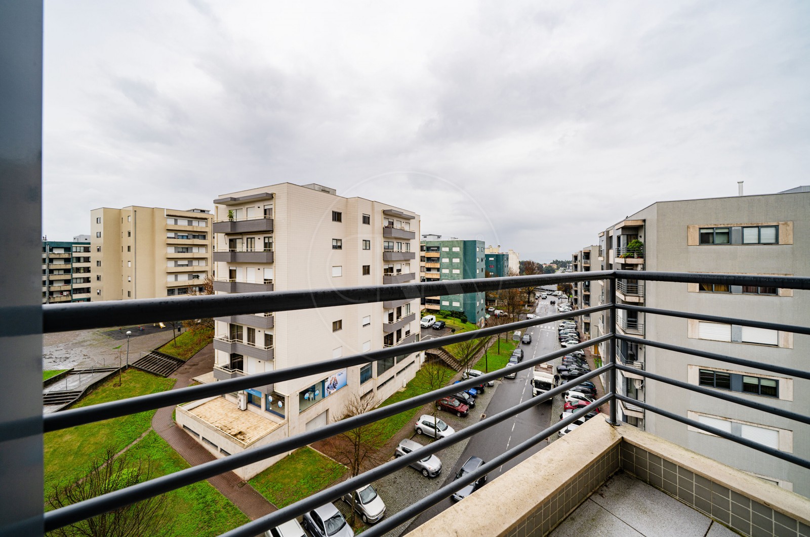 Apartment T3 for For sale in Braga (São Vicente), Braga, Braga - Varanda (Imagem 1)