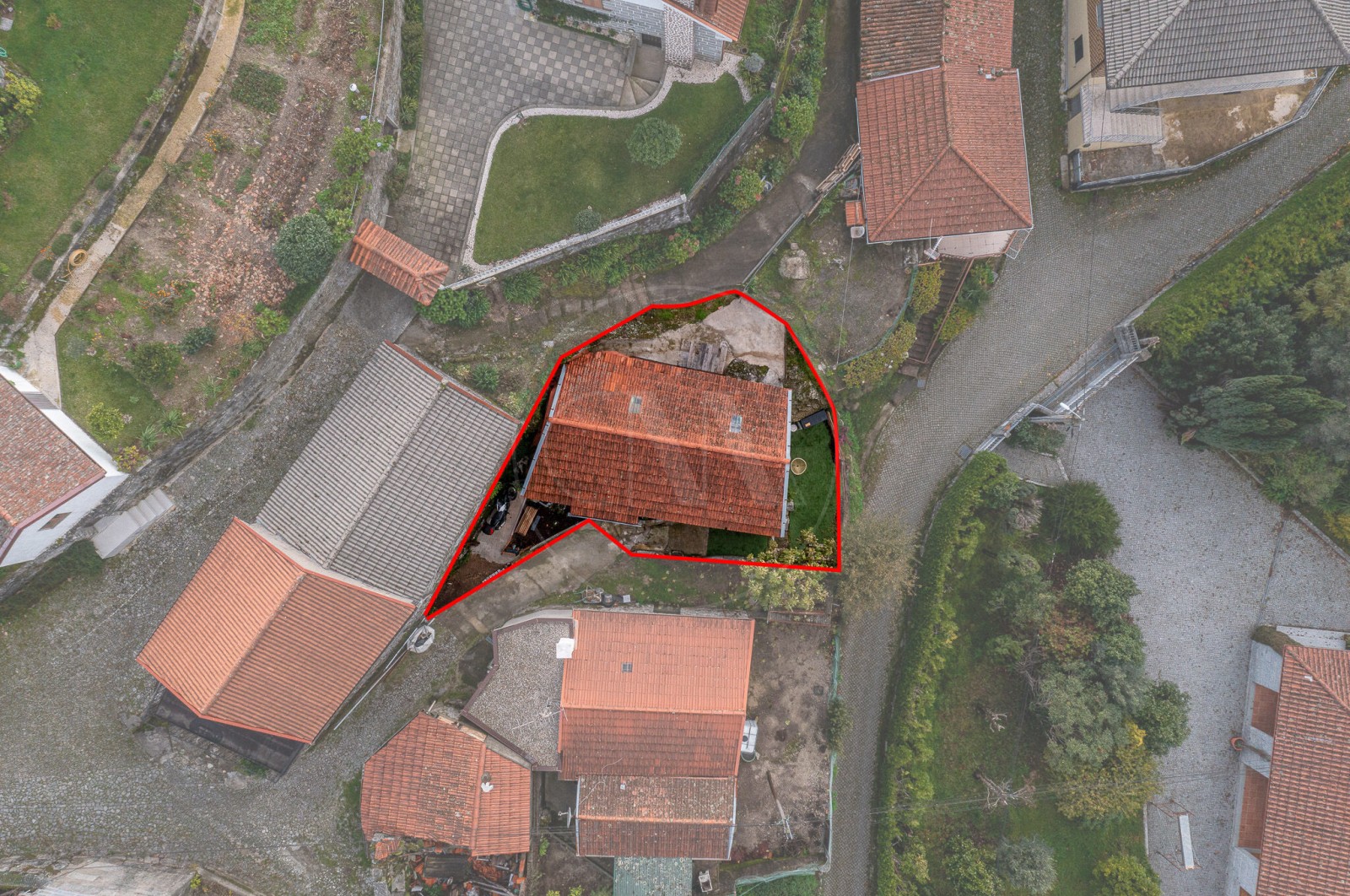 Moradia T1 para Venda em Aboim, Felgueiras, Gontim e Pedraído, Fafe, Braga - Área envolvente (Imagem 1)